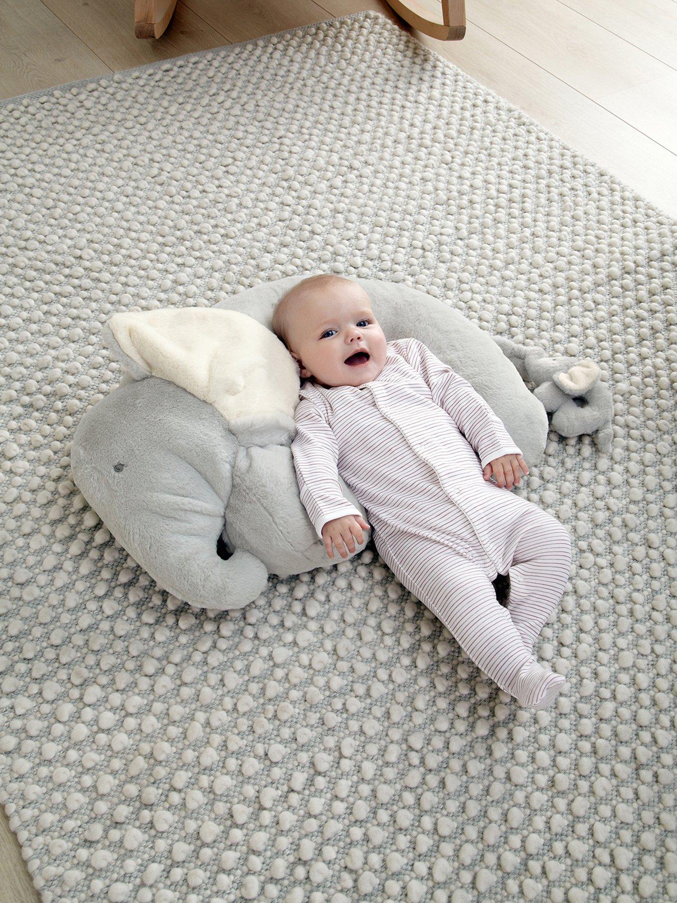 Mamas & Papas Tummy Time Snugglerug - Elephant  &  Baby - Grey