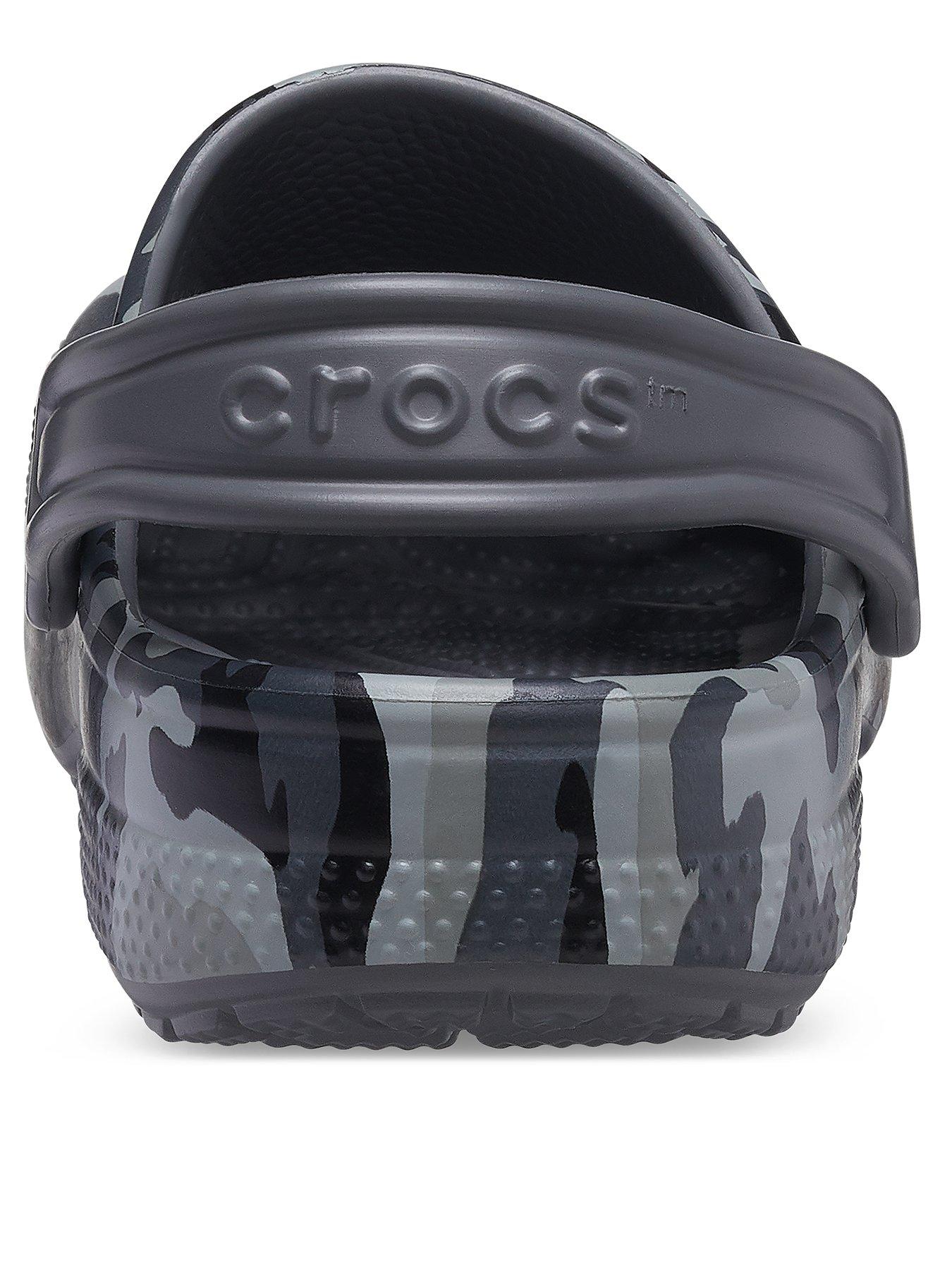 Image 2 of 5 of Crocs Crocs Classic Camo Clog