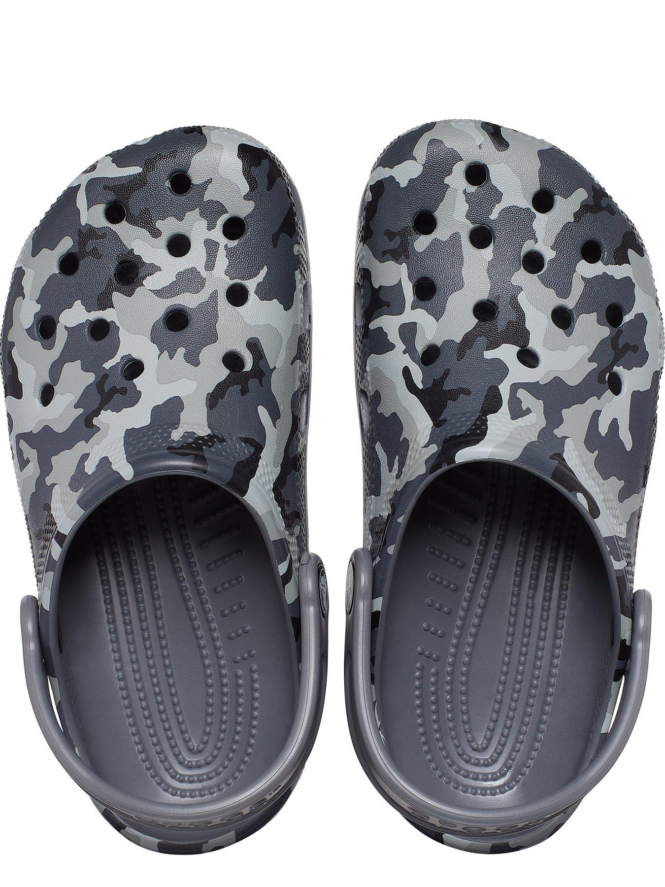 Image 4 of 5 of Crocs Crocs Classic Camo Clog