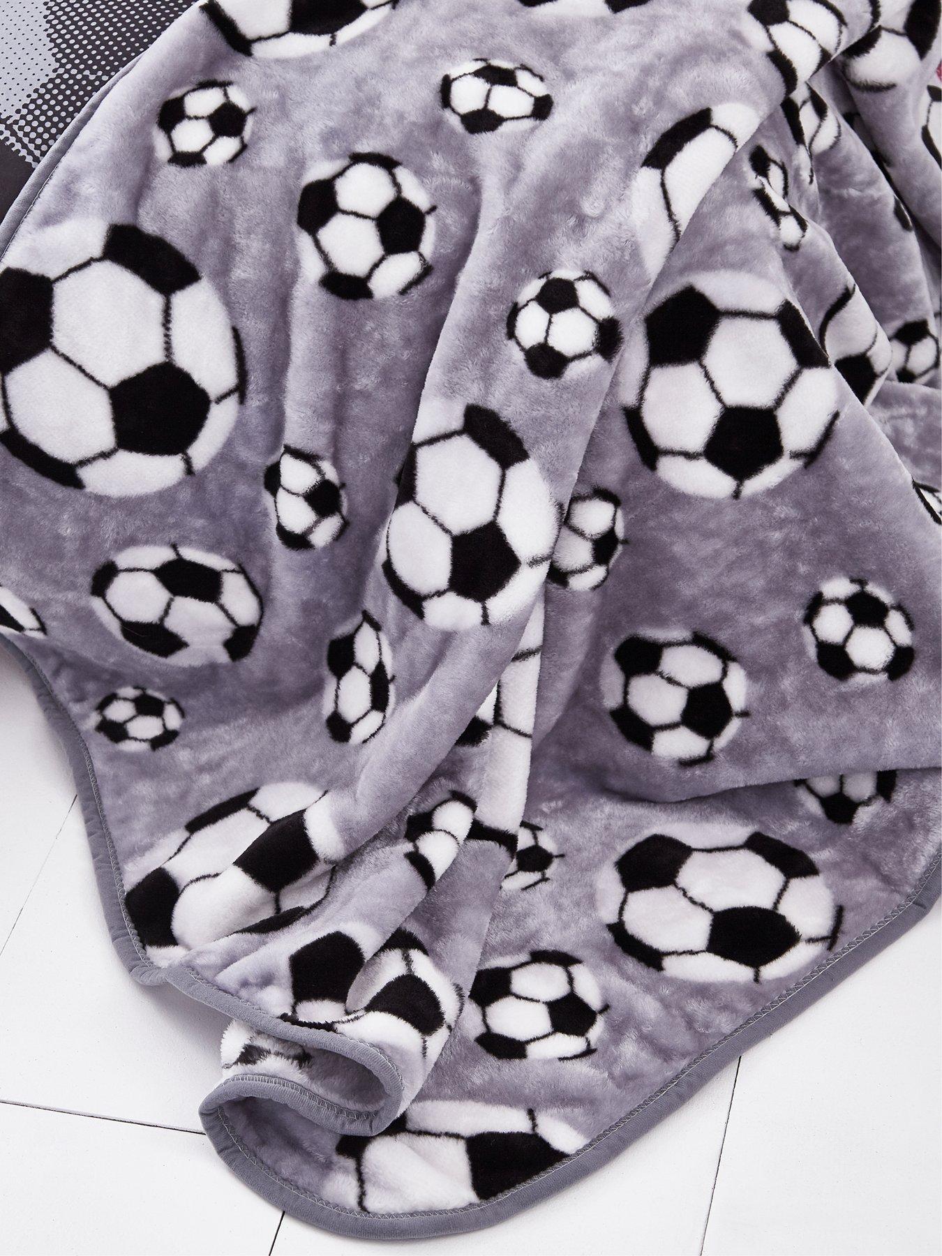 catherine-lansfield-kids-living-football-blanket-throw-multi