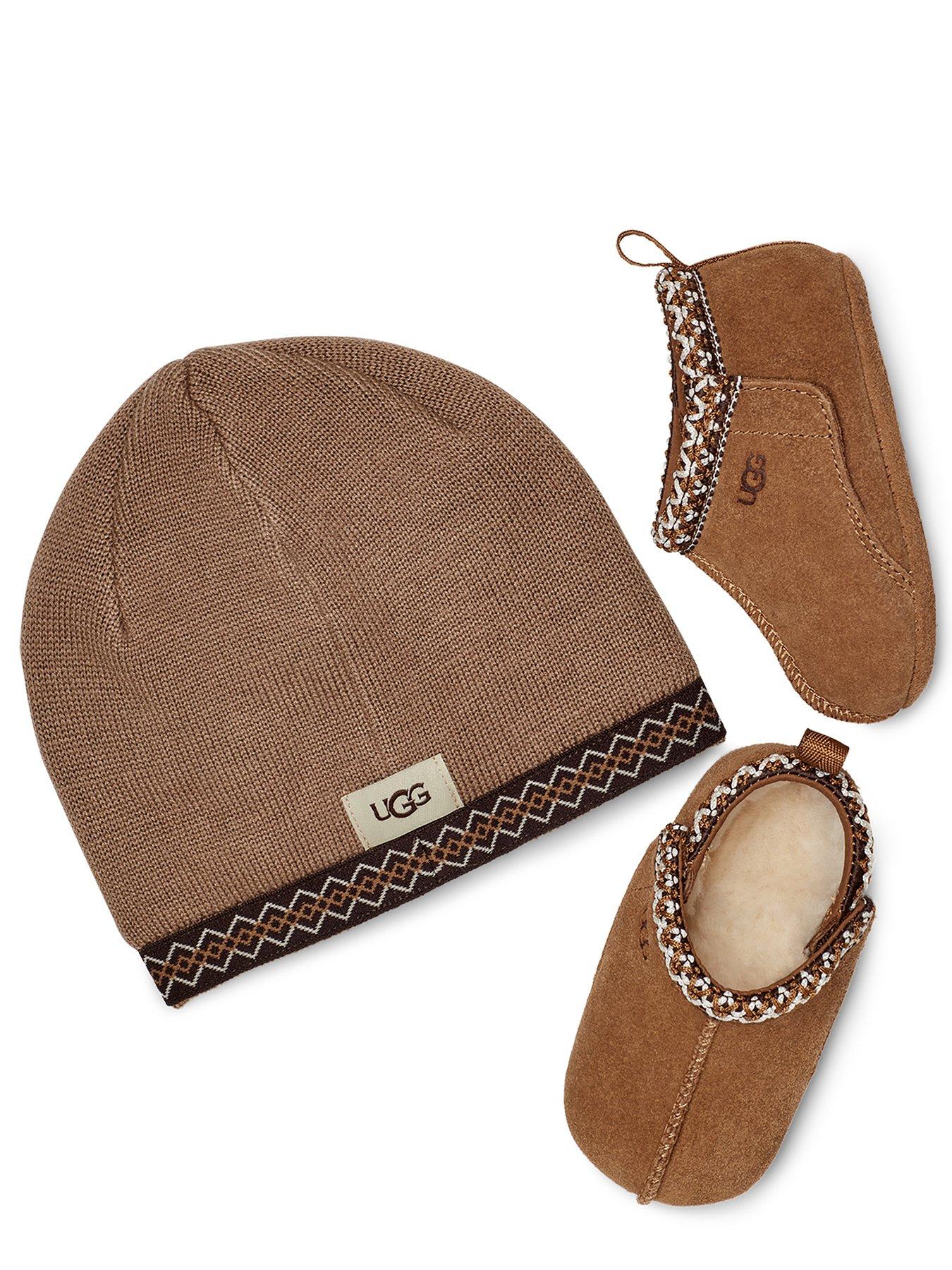 ugg-baby-tasman-and-beanie-gift-set-brownback