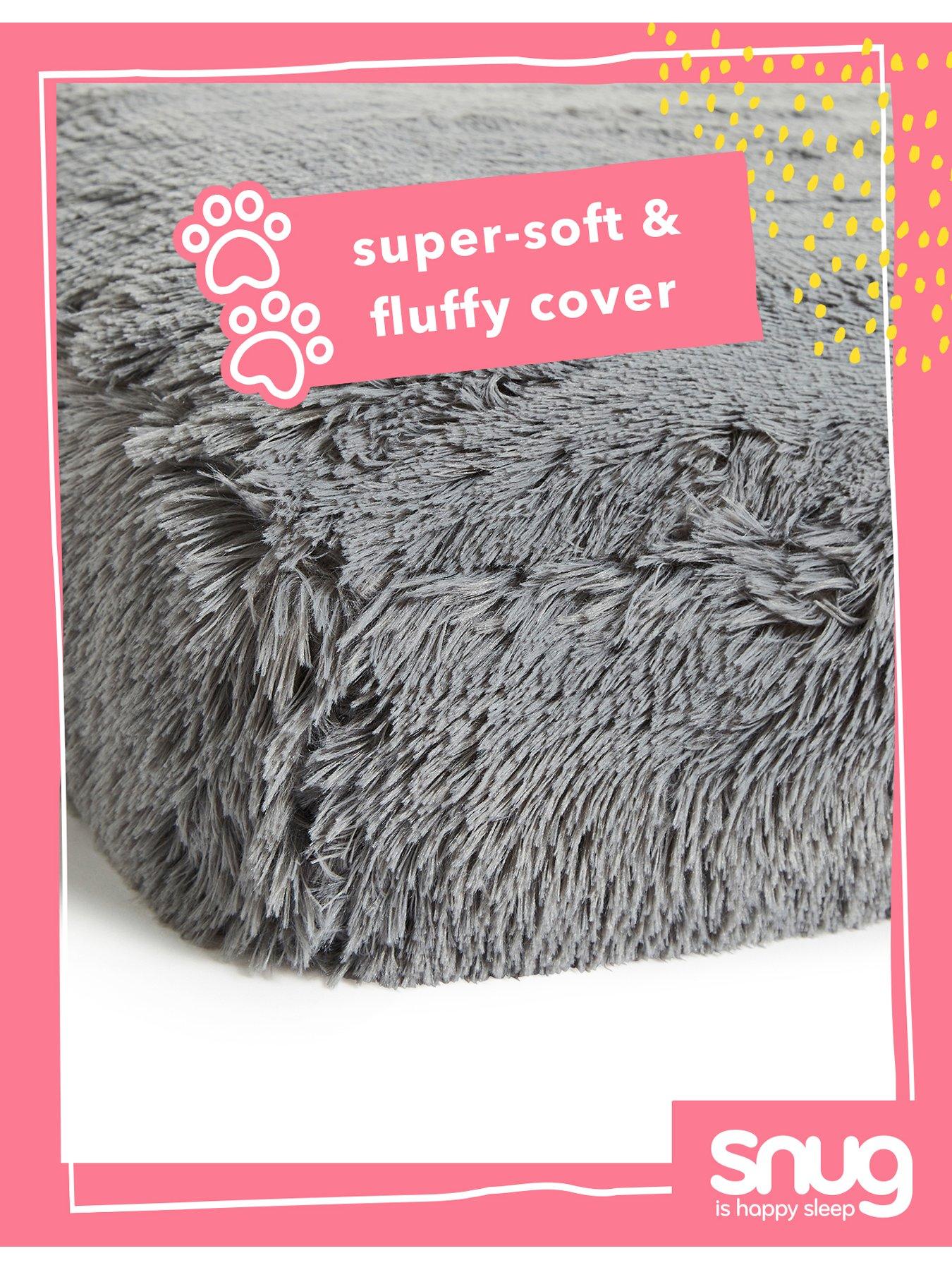 snug-super-fluffy-pet-bedstillFront