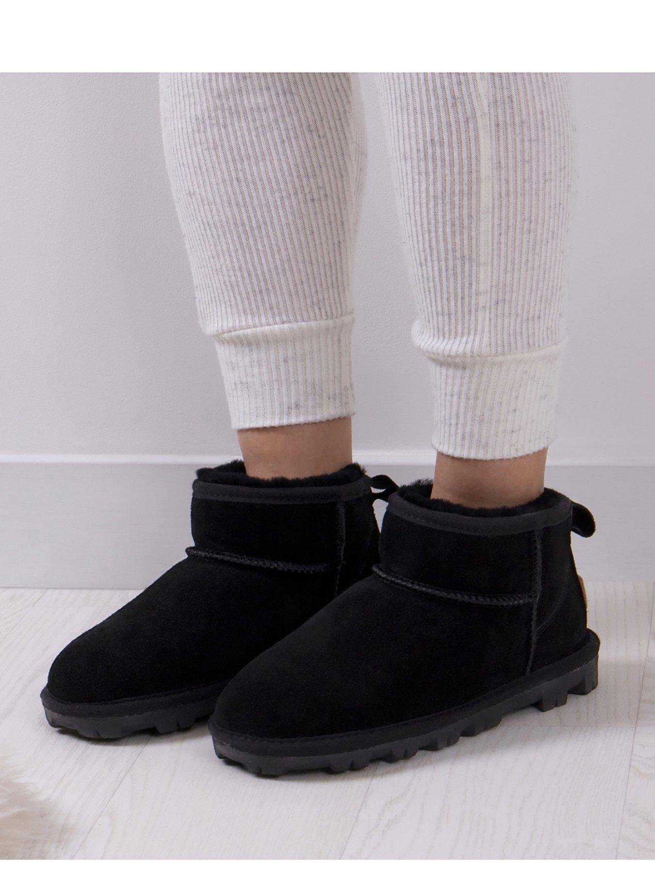 just-sheepskin-grace-mini-boots-blackback