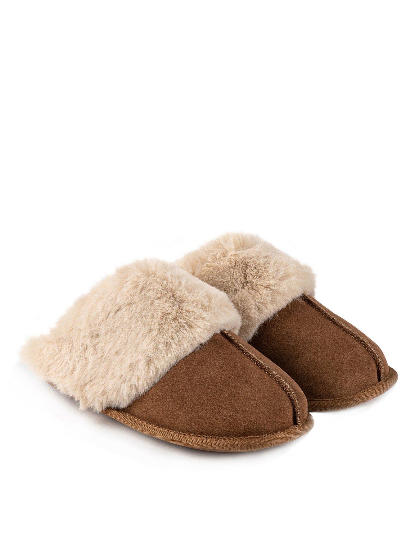 totes-isotoner-ladies-mule-slipper-with-fur-cuff-light-brown