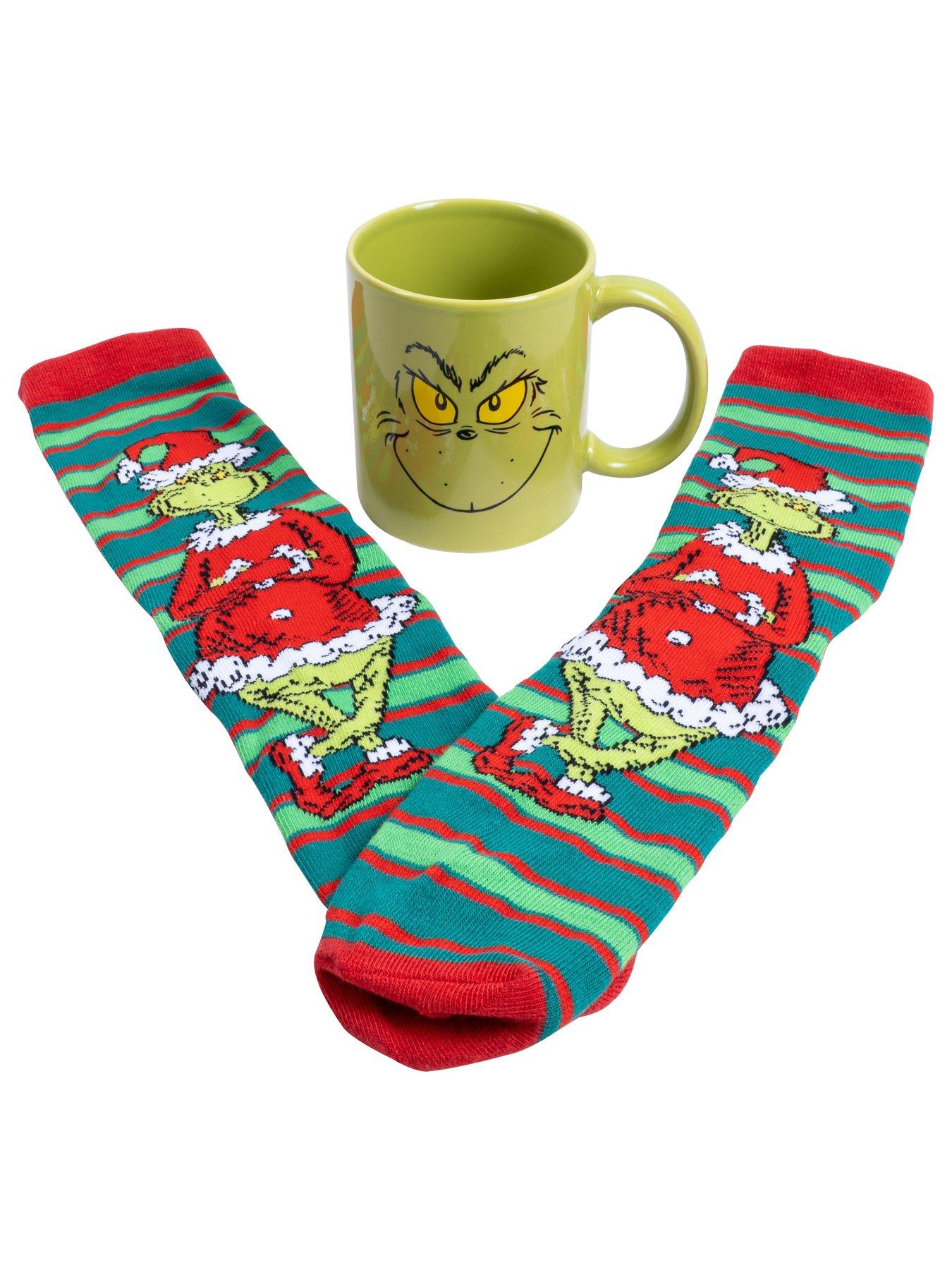 fizz-the-grinch-mug-sock-setoutfit