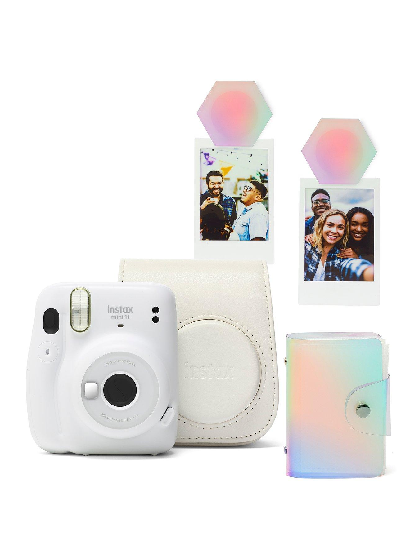 analyse ik wil speelplaats Fujifilm Fujifilm Instax Mini 11 Instant Camera Kit inc Case, 10 shot White  Film, Iridescent Album & Magnets - Ice White | Very Ireland