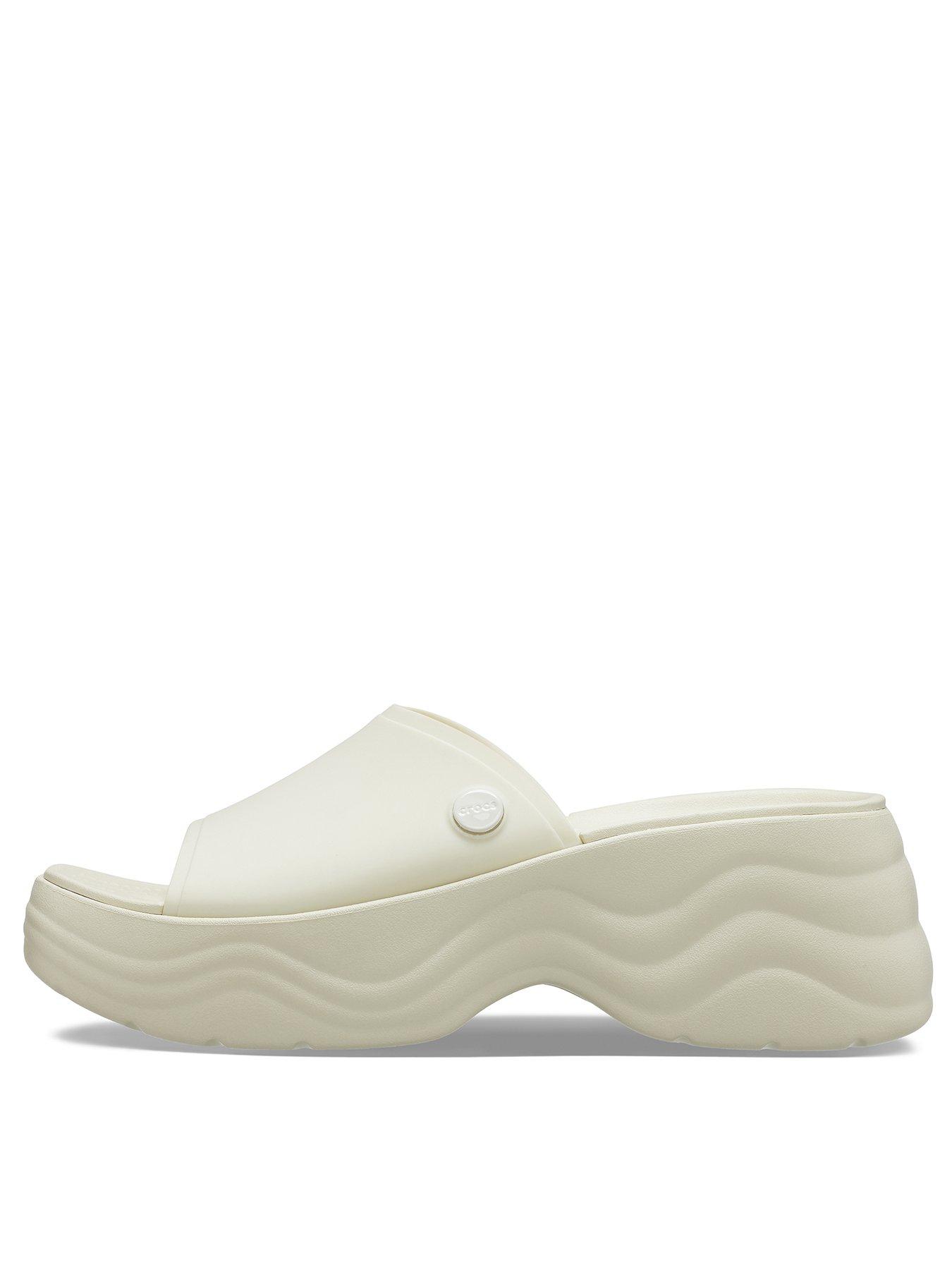 Beige discount crocs womens