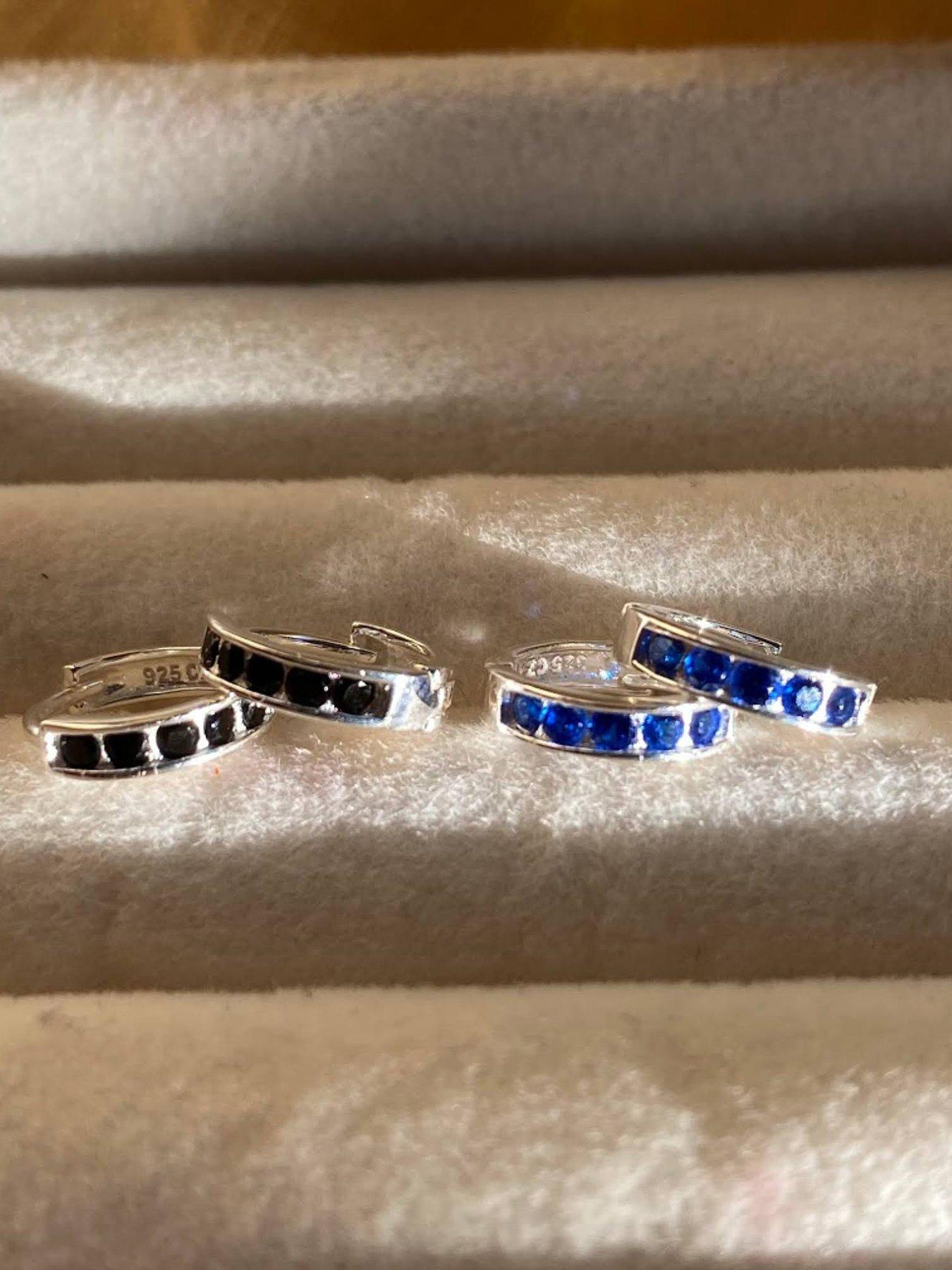 seol-gold-sterling-silver-sapphire-cz-huggiesstillFront