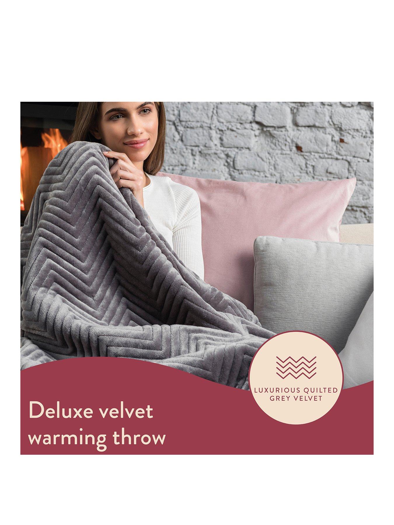 Dreamland grey heated throw sale