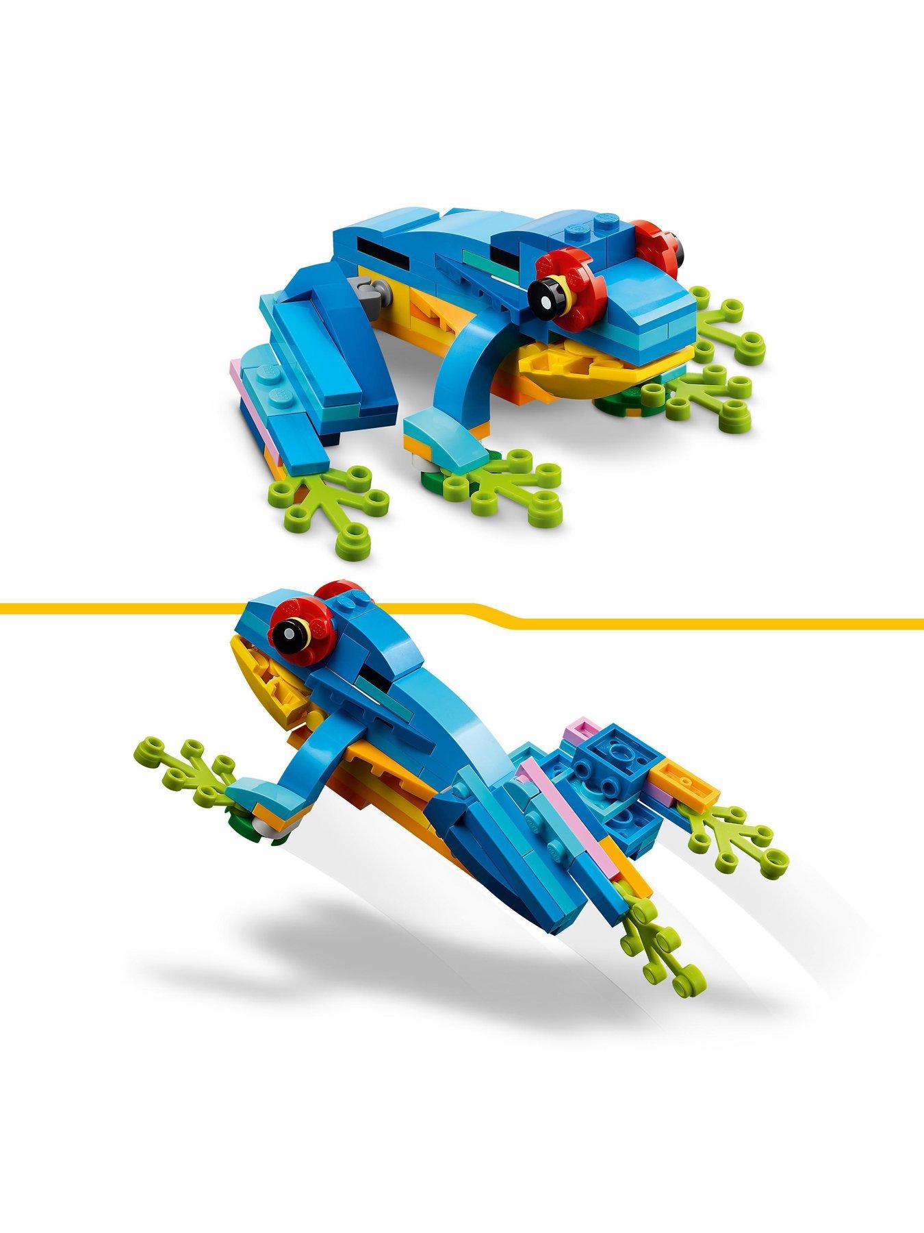 Image 4 of 8 of LEGO Creator 3-in-1 Exotic Parrot Building Set 31136