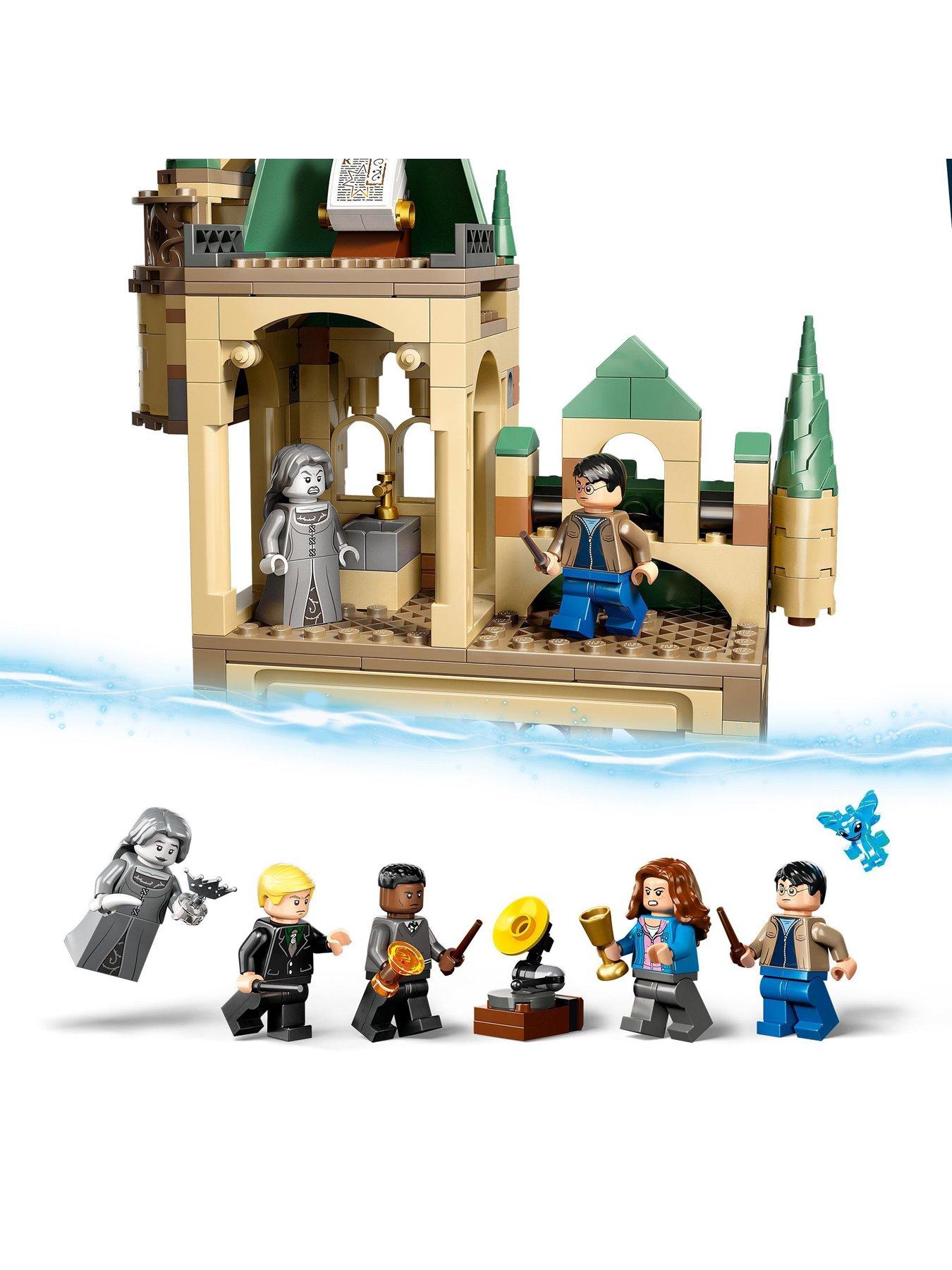 lego-harry-potter-hogwarts-room-of-requirement-76413detail