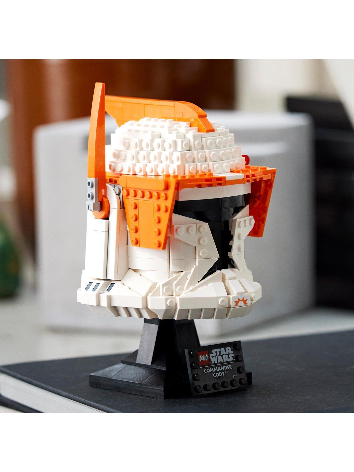 Image 3 of 8 of LEGO Star Wars Clone Commander Cody&trade; Helmet 75350
