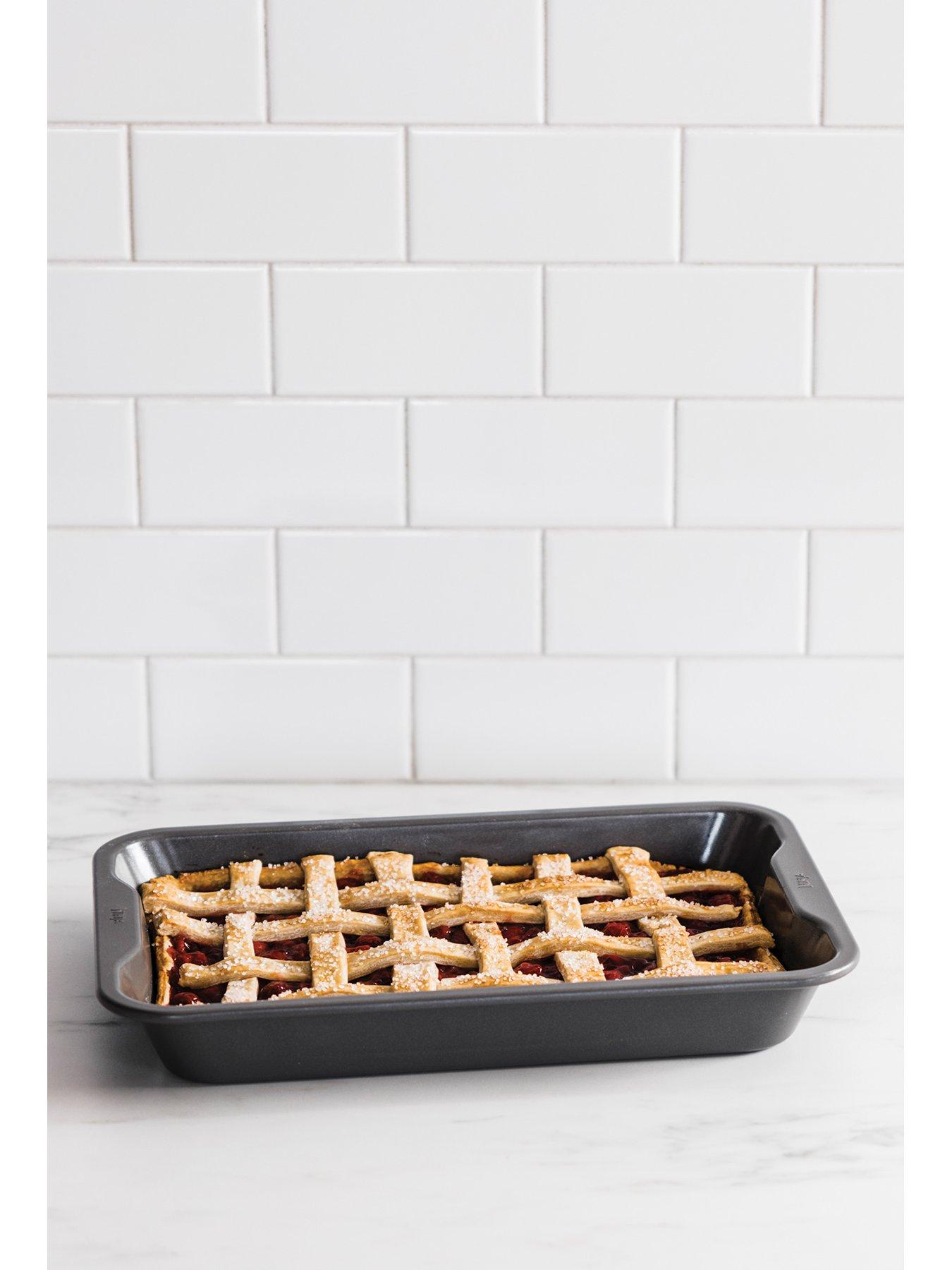 Image 6 of 6 of NINJA Foodi ZEROSTICK Roasting Tin - B30613EUUK