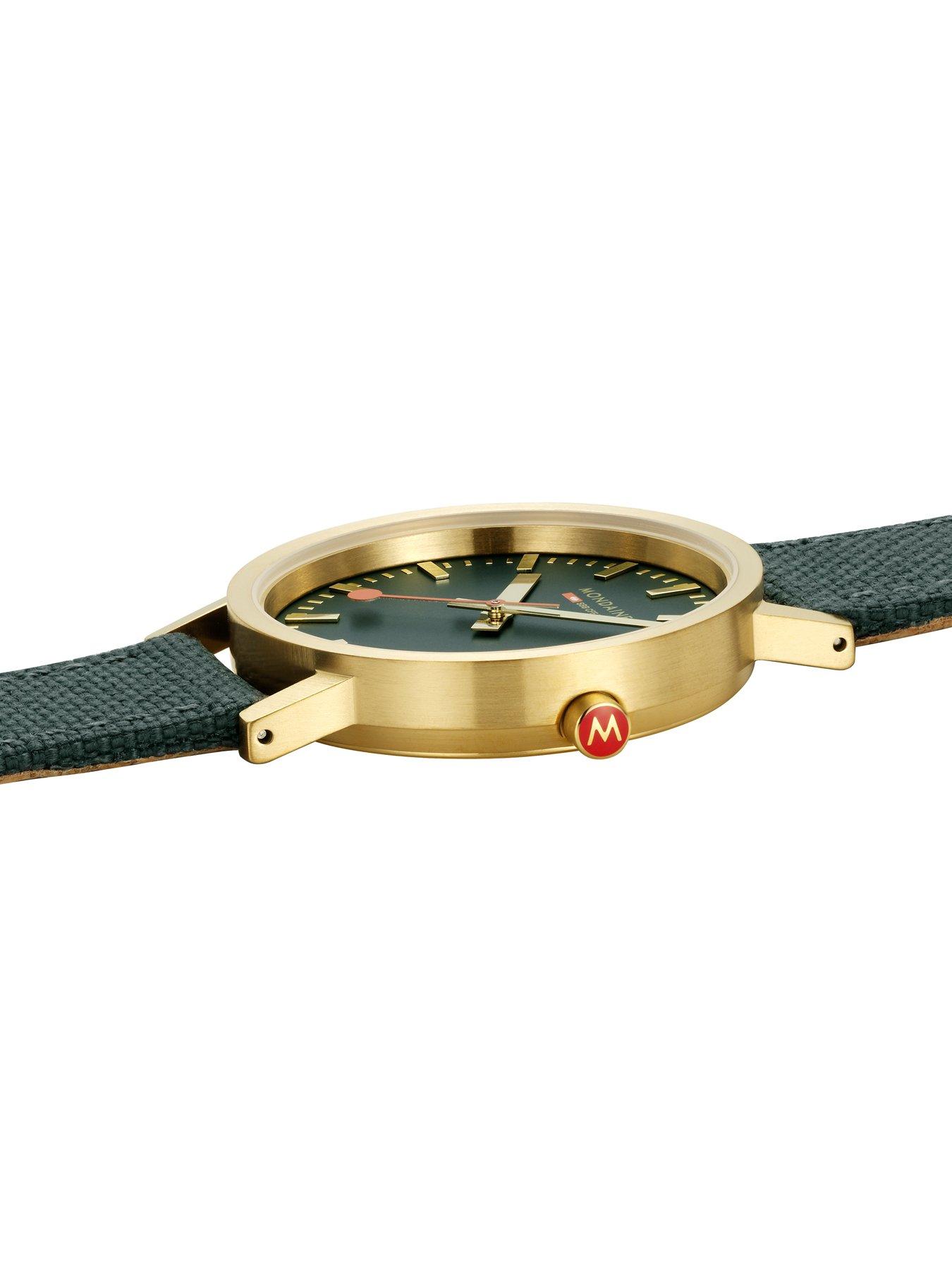 mondaine-classic-golden-36mm-case-forest-green-watchdetail