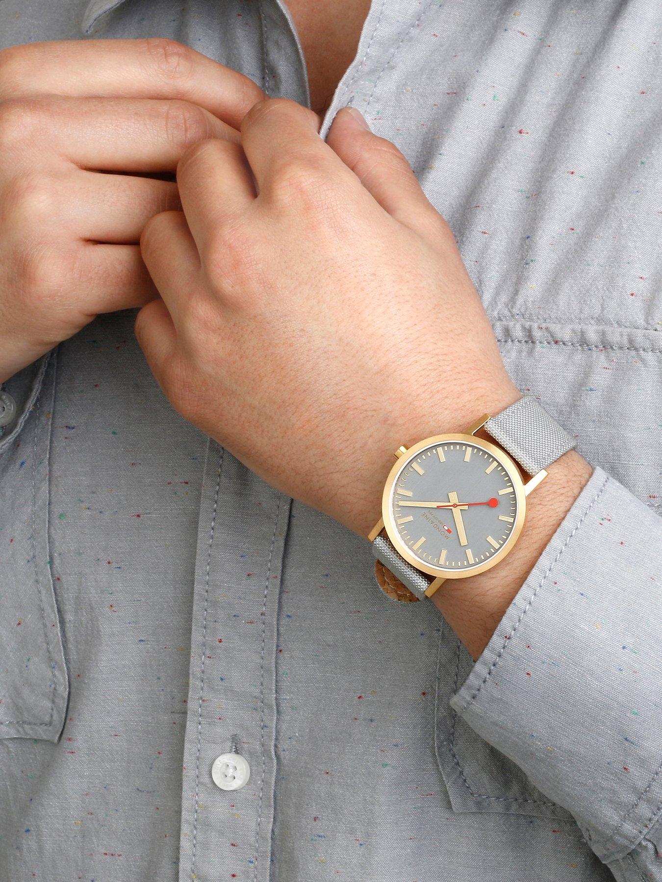 Image 7 of 8 of Mondaine Classic Golden 40mm Case Good Grey Watch