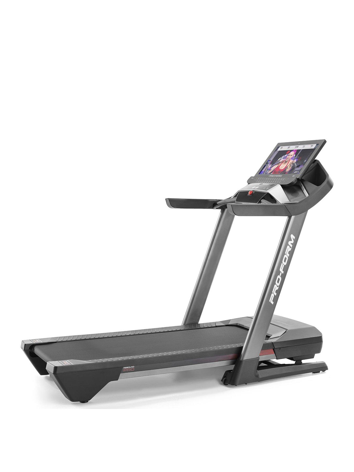 pro-form-9000-treadmillfront