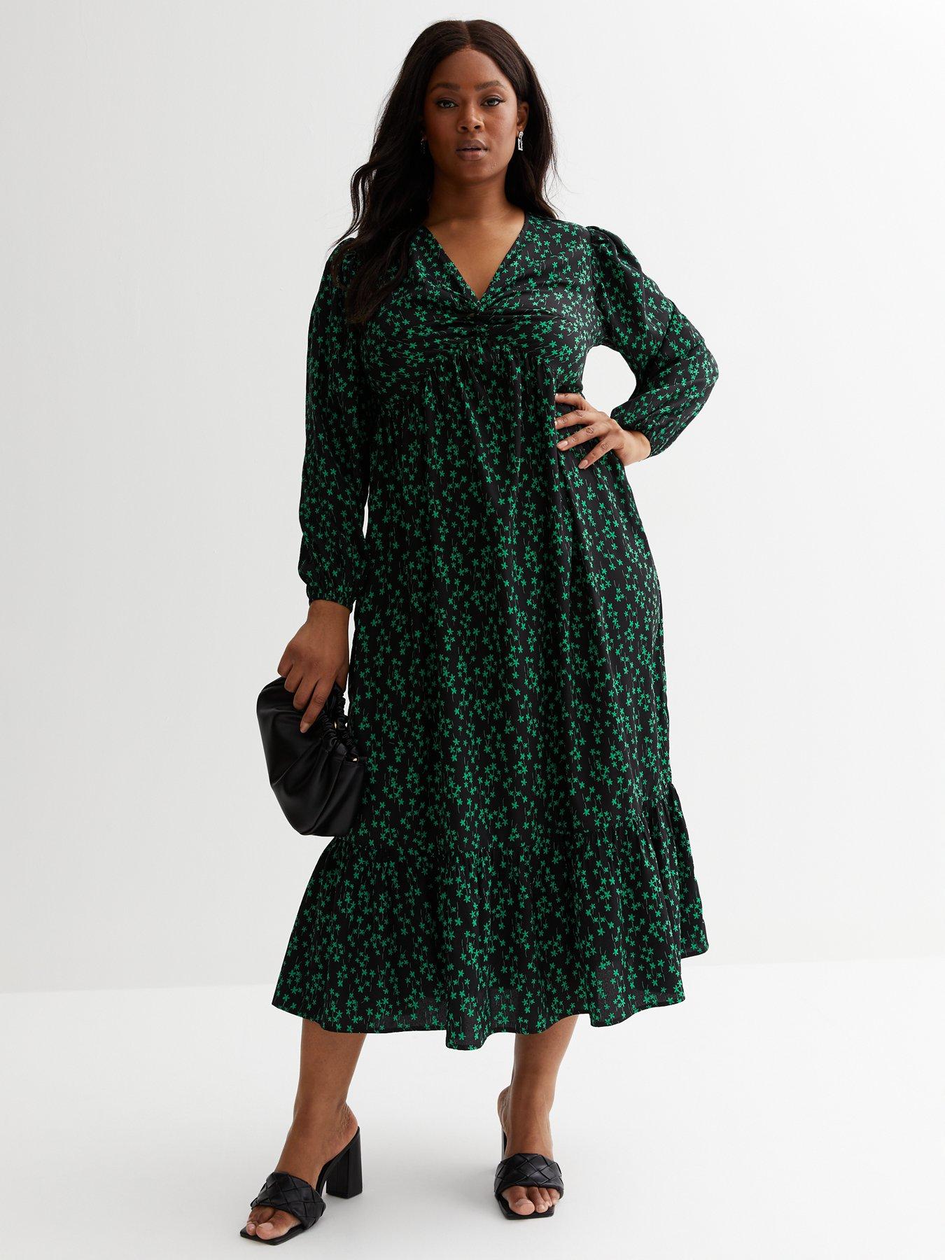 Curves Green Ditsy V Neck Long Sleeve Twist Front Midi Dress