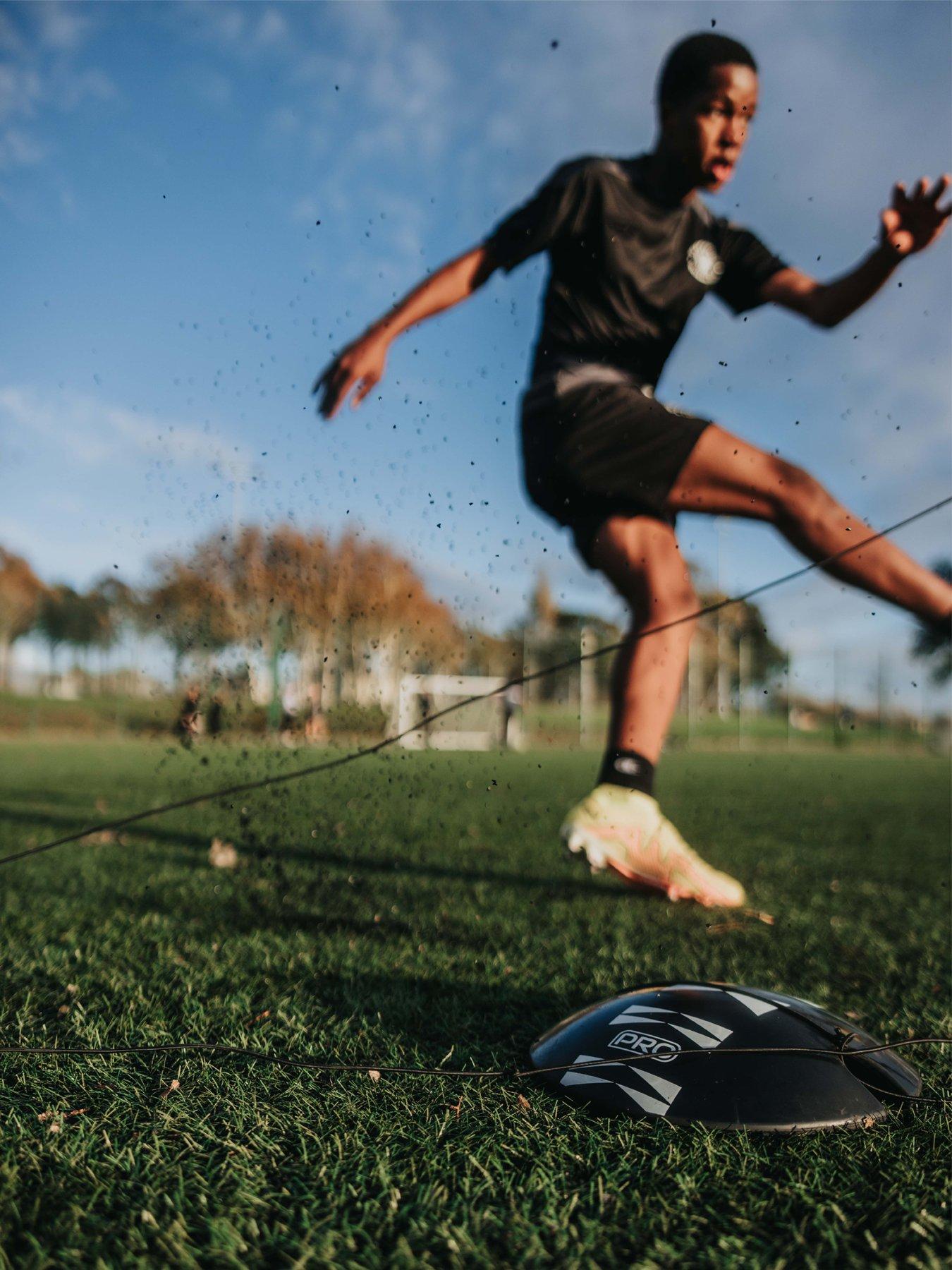 football-flick-pro-return-balldetail