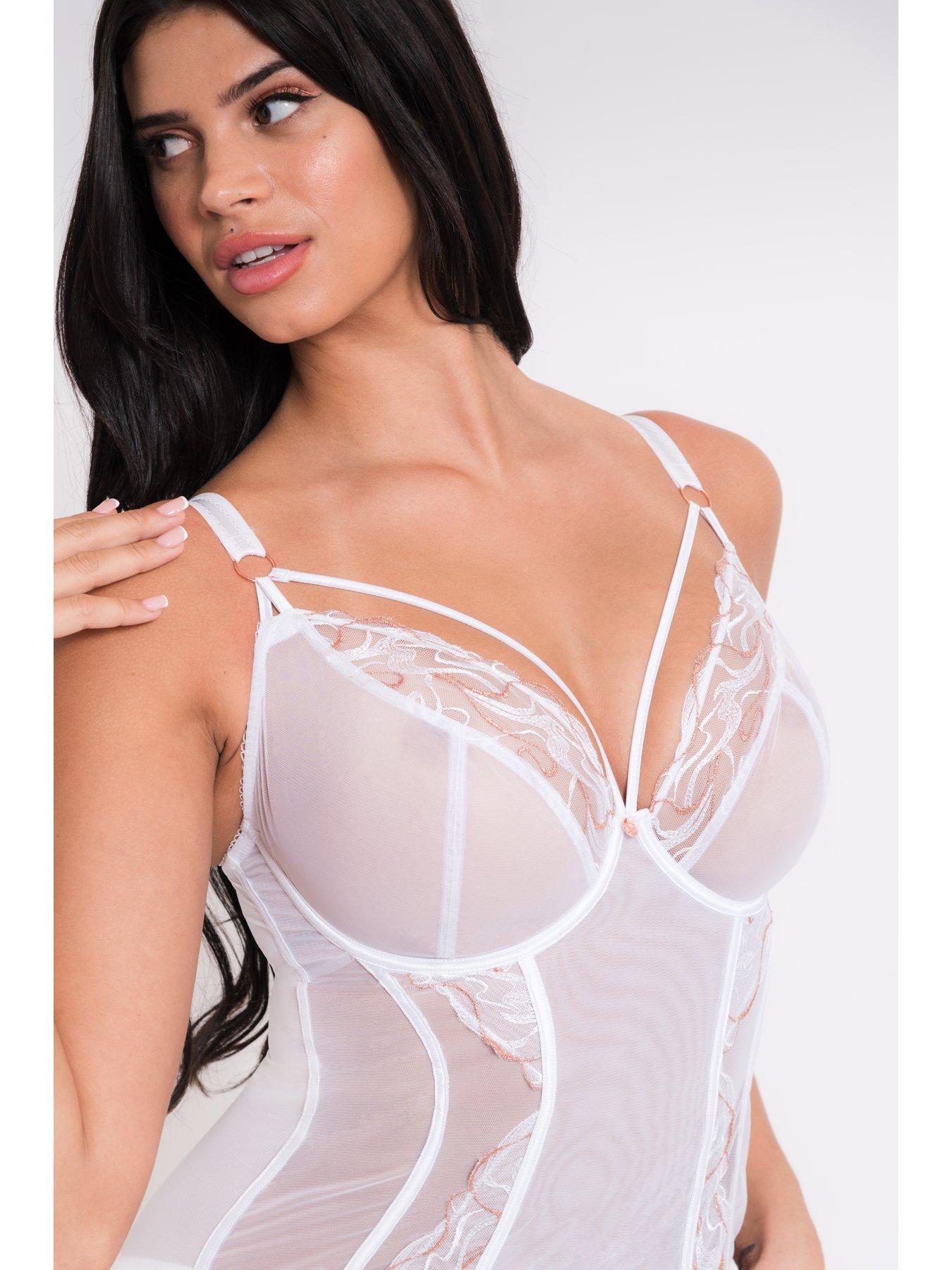 curvy-kate-fascinate-plunge-basque-whiteoutfit