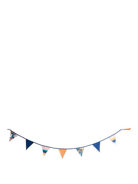 summerhouse-by-navigate-riviera-bunting-6m-15-flags