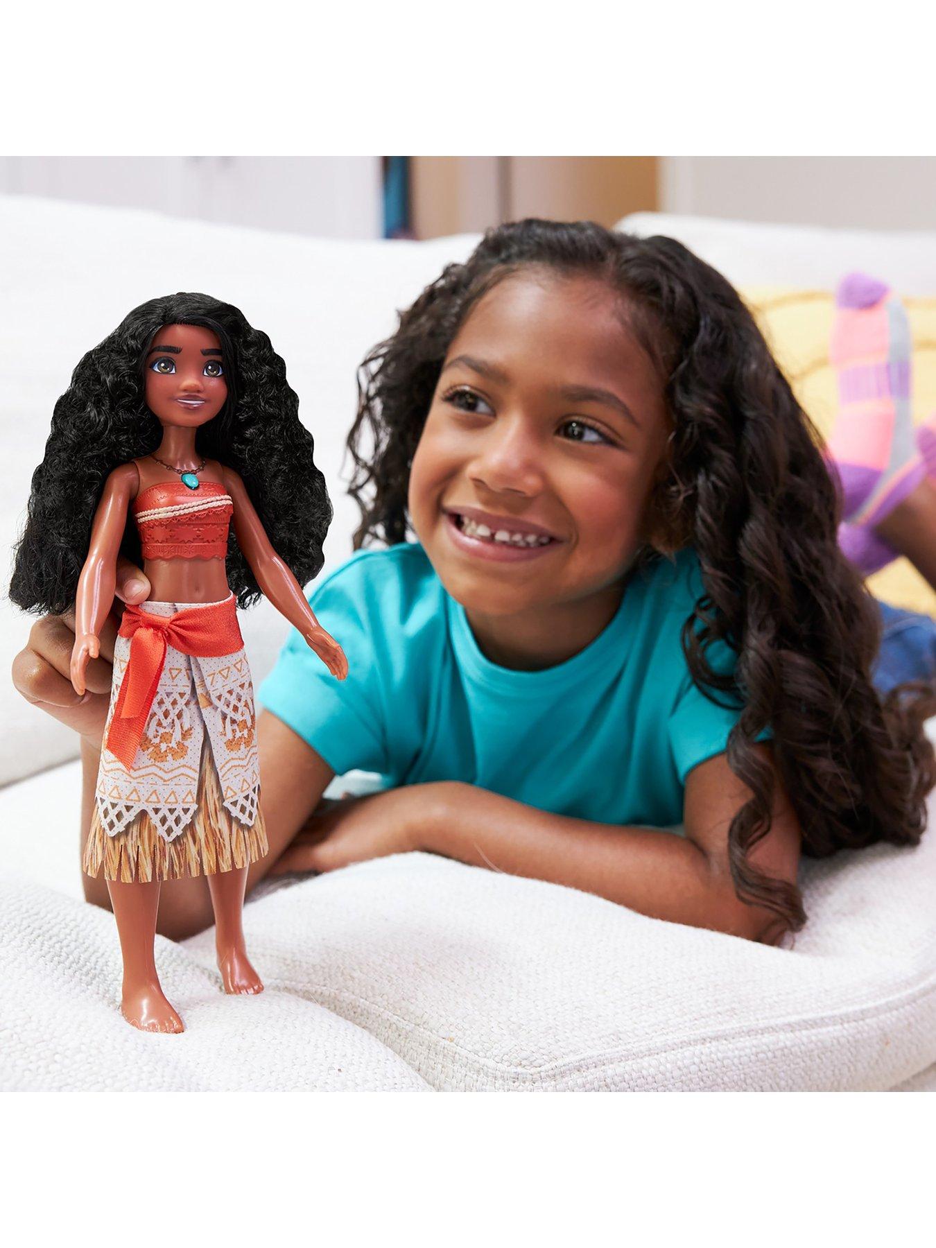 disney-princess-disney-princess-singing-moana-fashion-dollback