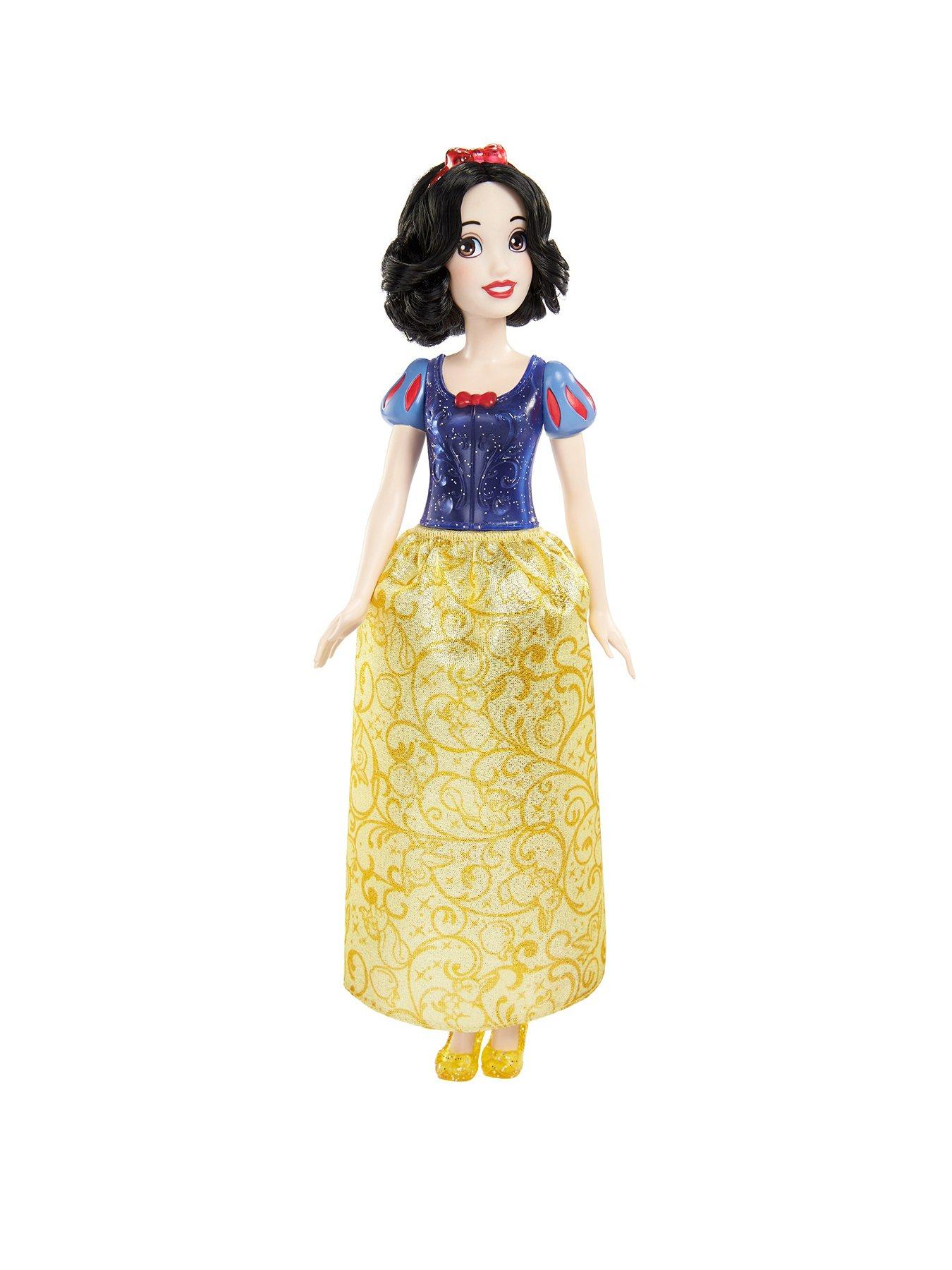 Thời trang Snow White sẽ khiến bạn trông thật xinh đẹp và nhẹ nhàng. Hãy cùng ngắm nhìn những bộ trang phục đầy lãng mạn và quyến rũ này để tìm ra phong cách thật sự phù hợp với mình.