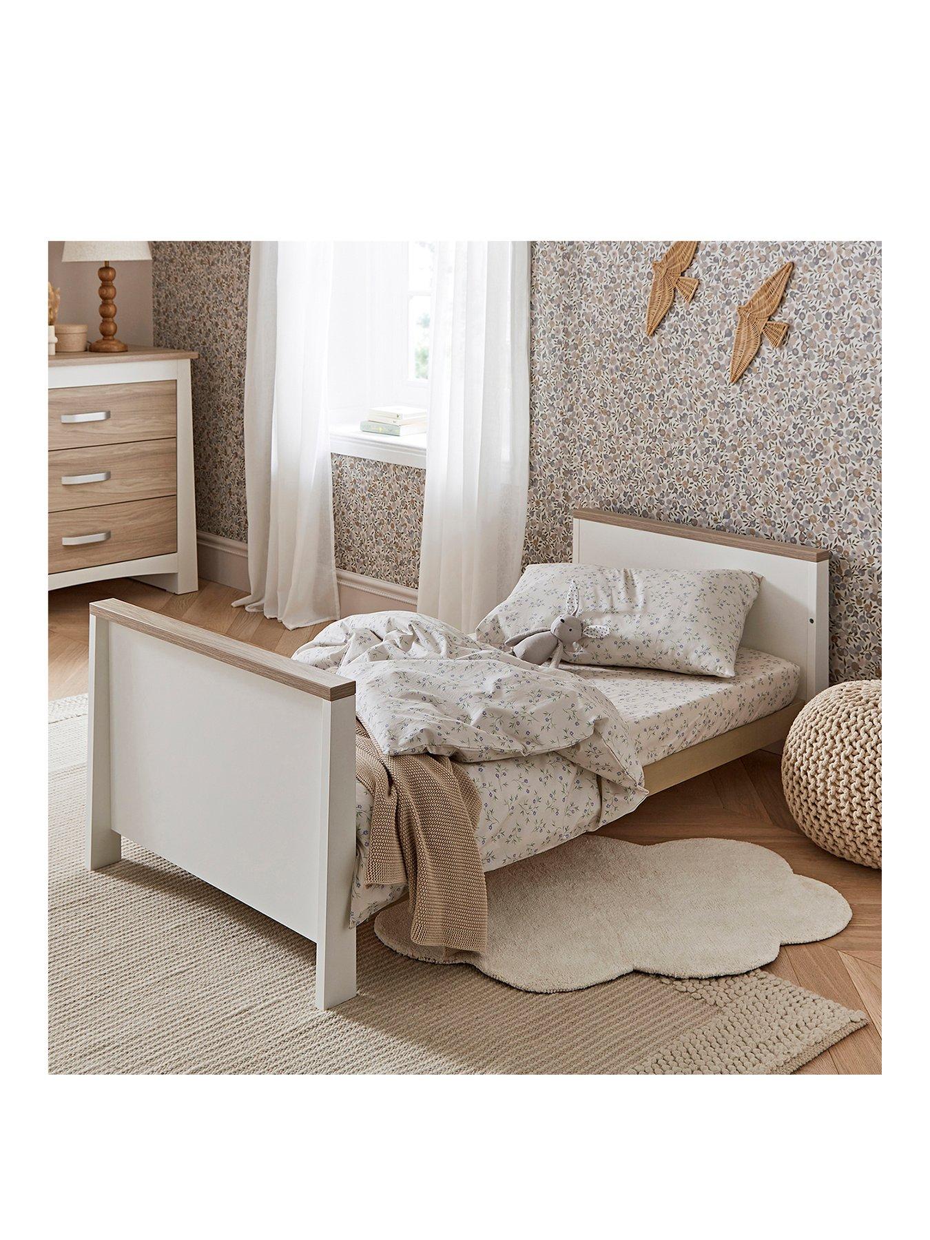 Image 3 of 7 of CuddleCo Ada 3 Piece Nursery Furniture Set - White and Ash