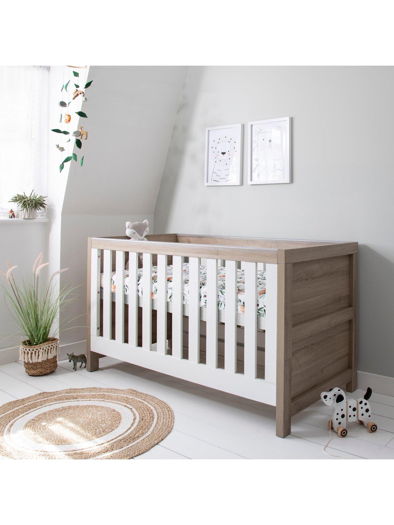 Image 1 of 7 of Tutti Bambini Modena 3 in 1 Cot bed - White/Oak