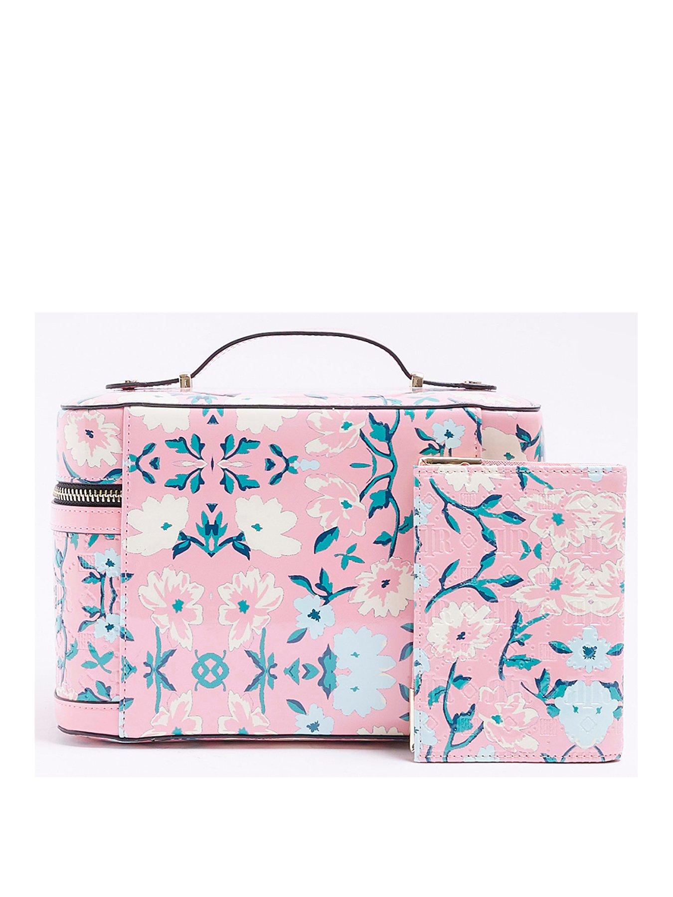 river-island-floral-print-travel-setstillFront