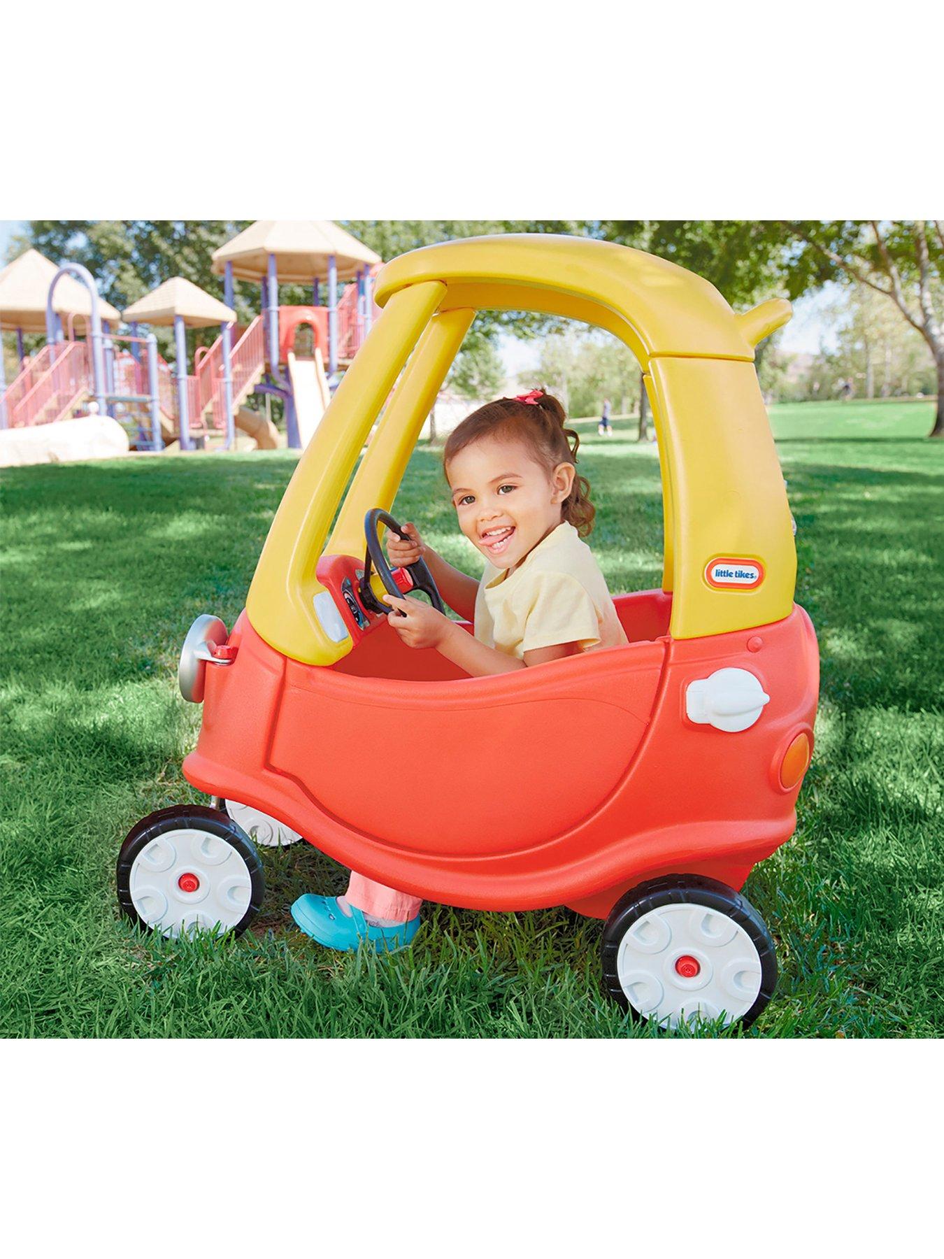 Image 4 of 8 of Little Tikes Cozy Coupe