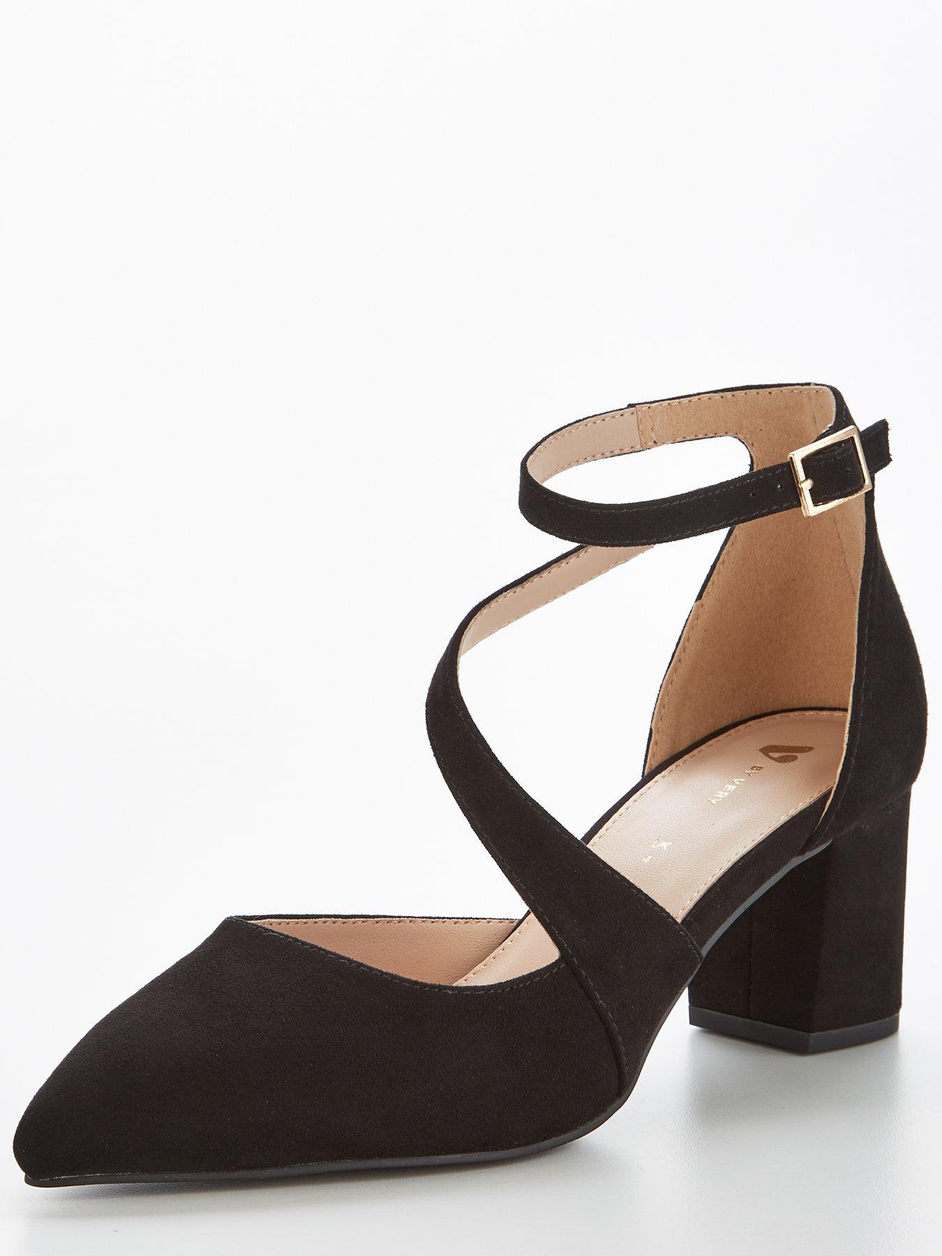 Mid block clearance heel pointed shoes