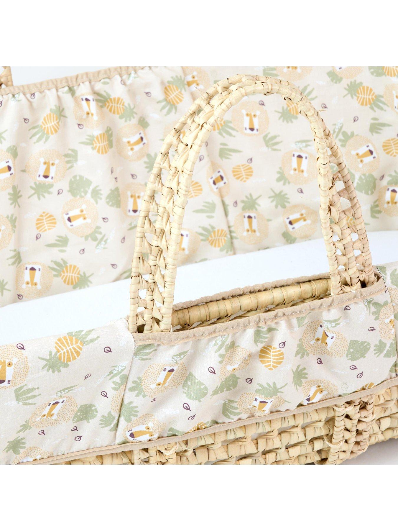 clair-de-lune-safari-palm-moses-basket--lion-printoutfit