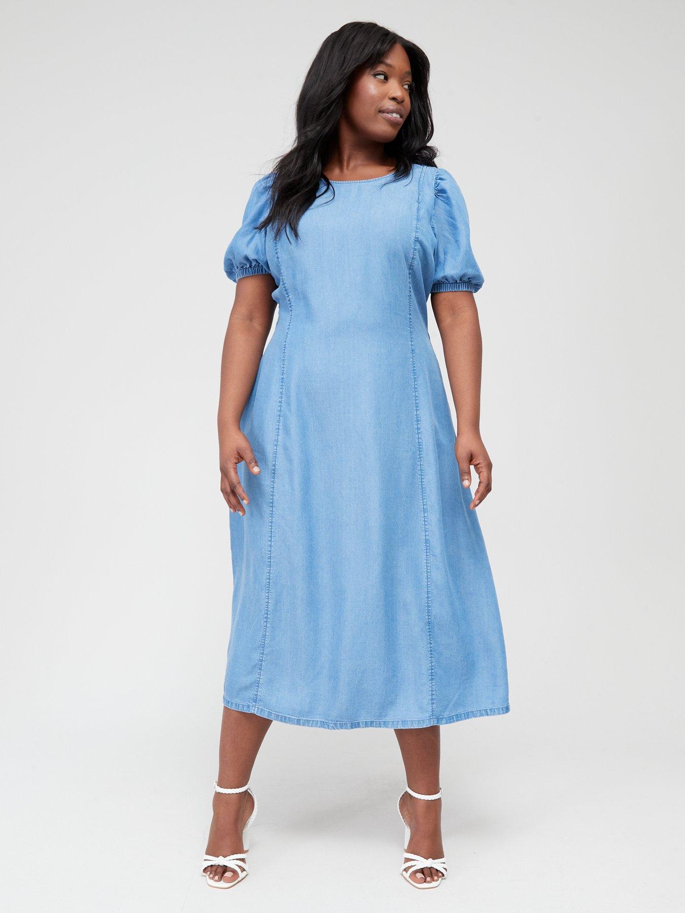 https://media.very.ie/i/littlewoodsireland/VEPS3_SQ1_0000000020_BLUE_MDf/v-by-very-curve-crew-neck-half-sleeve-panelled-midi-denim-dress.jpg?$180x240_retinamobilex2$