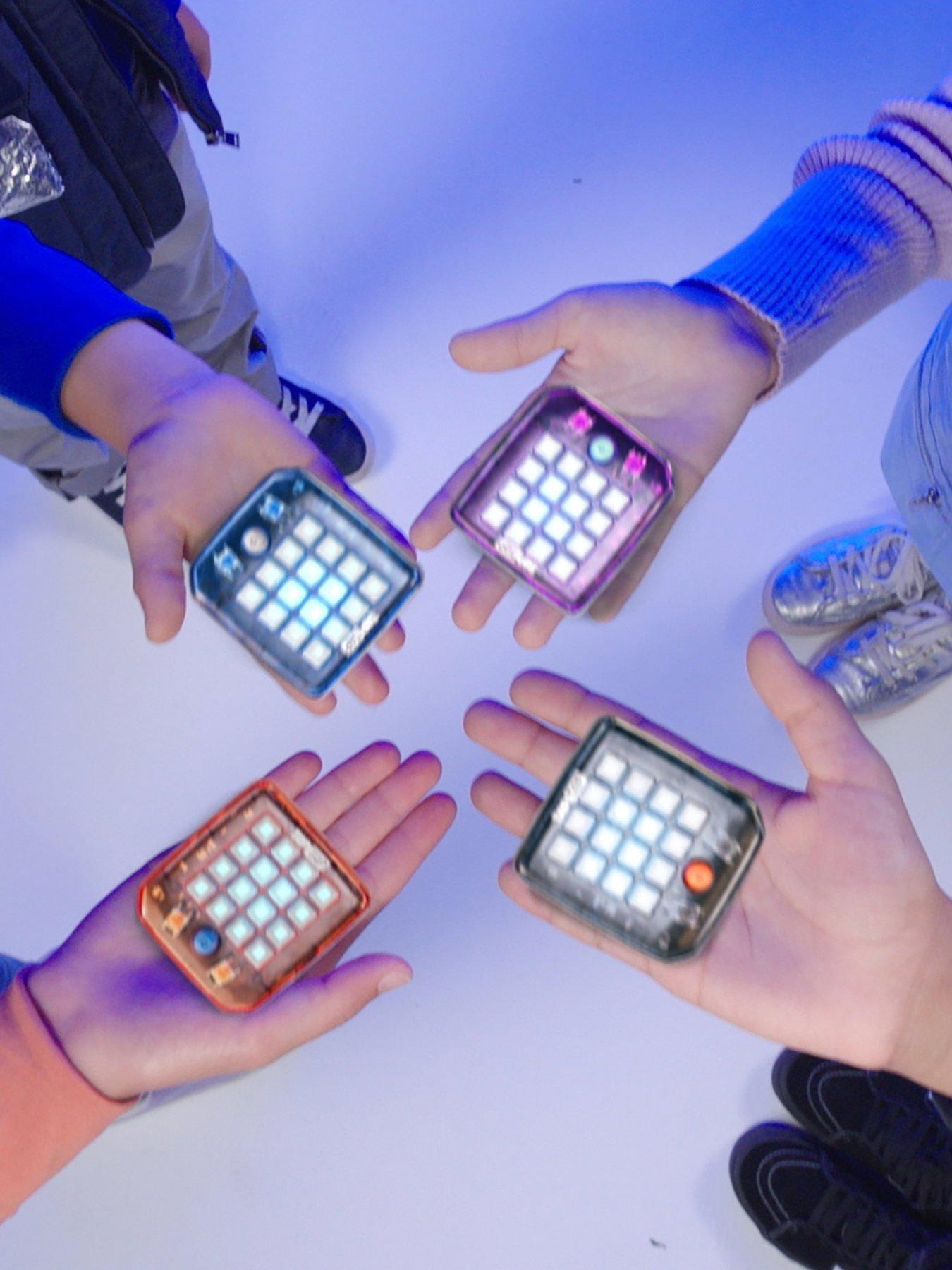 Image 6 of 6 of TapTap Smart Fidget