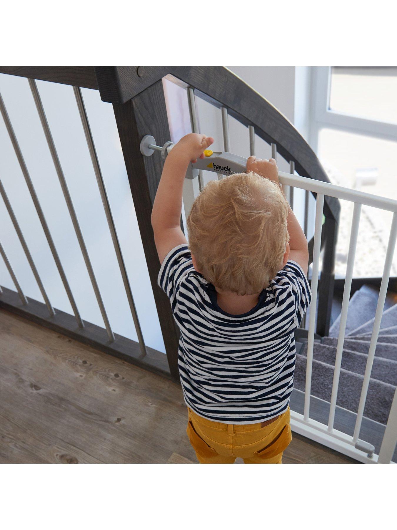 Image 4 of 6 of Hauck Open N Stop Safety Gate + 9cm Extension - White