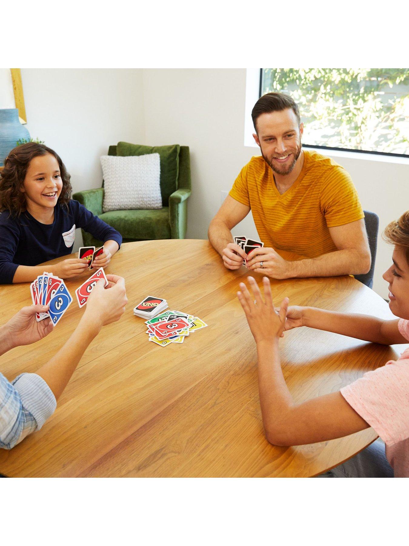 Image 2 of 7 of Uno Uno Classic Family Card Game