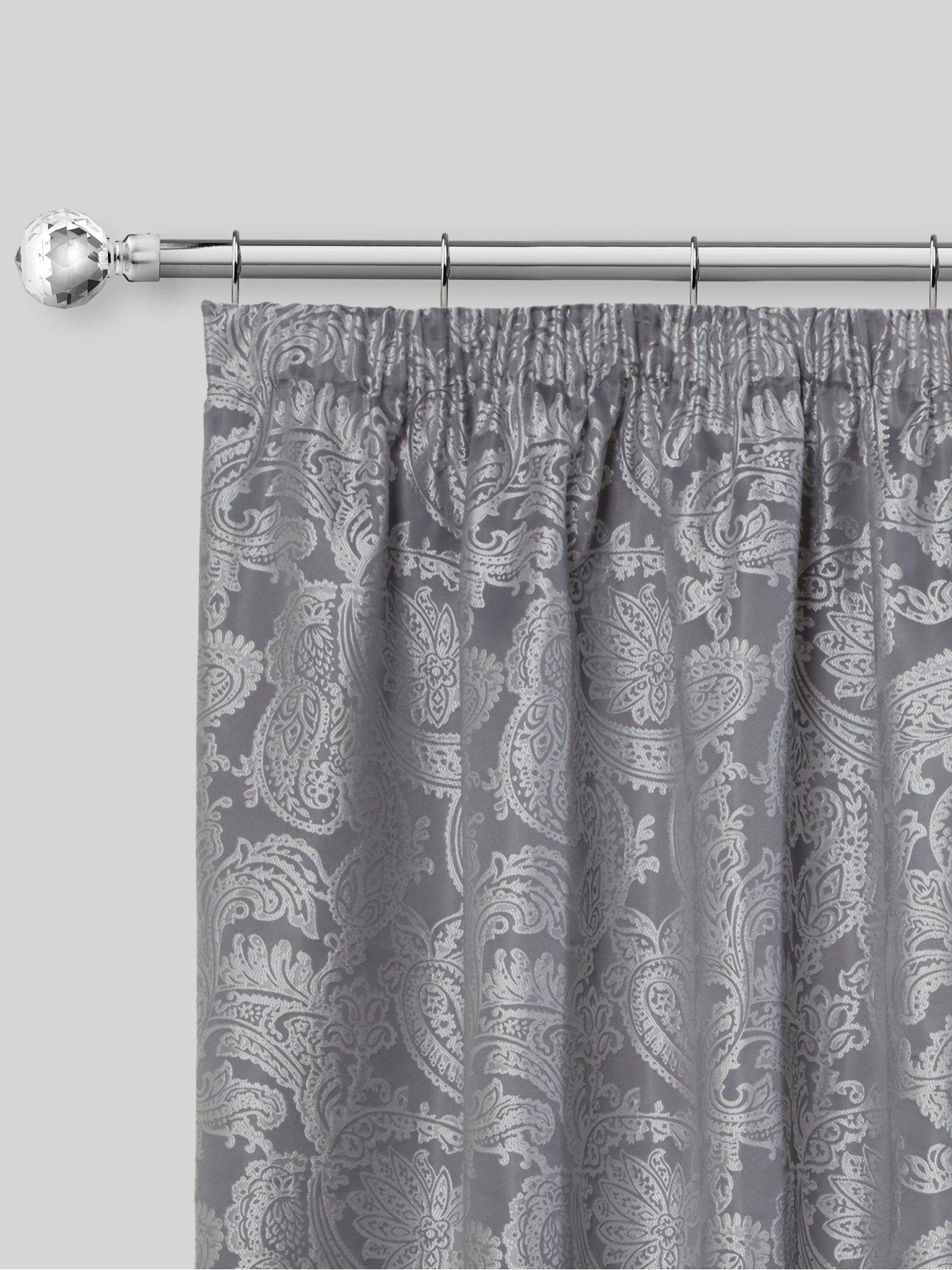 very-home-extendable-curtain-pole-kit-with-crystal-finialsnbspoutfit