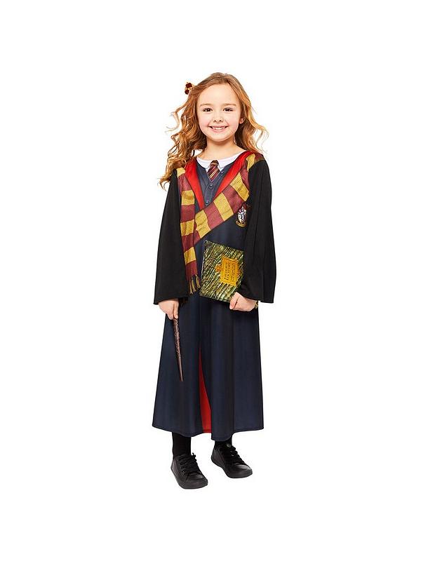 937 Harry Potter Costume Stock Photos, High-Res Pictures, and