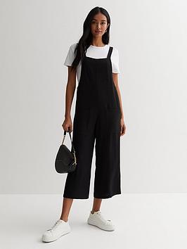 new-look-black-square-neck-wide-leg-crop-dungaree-jumpsuit