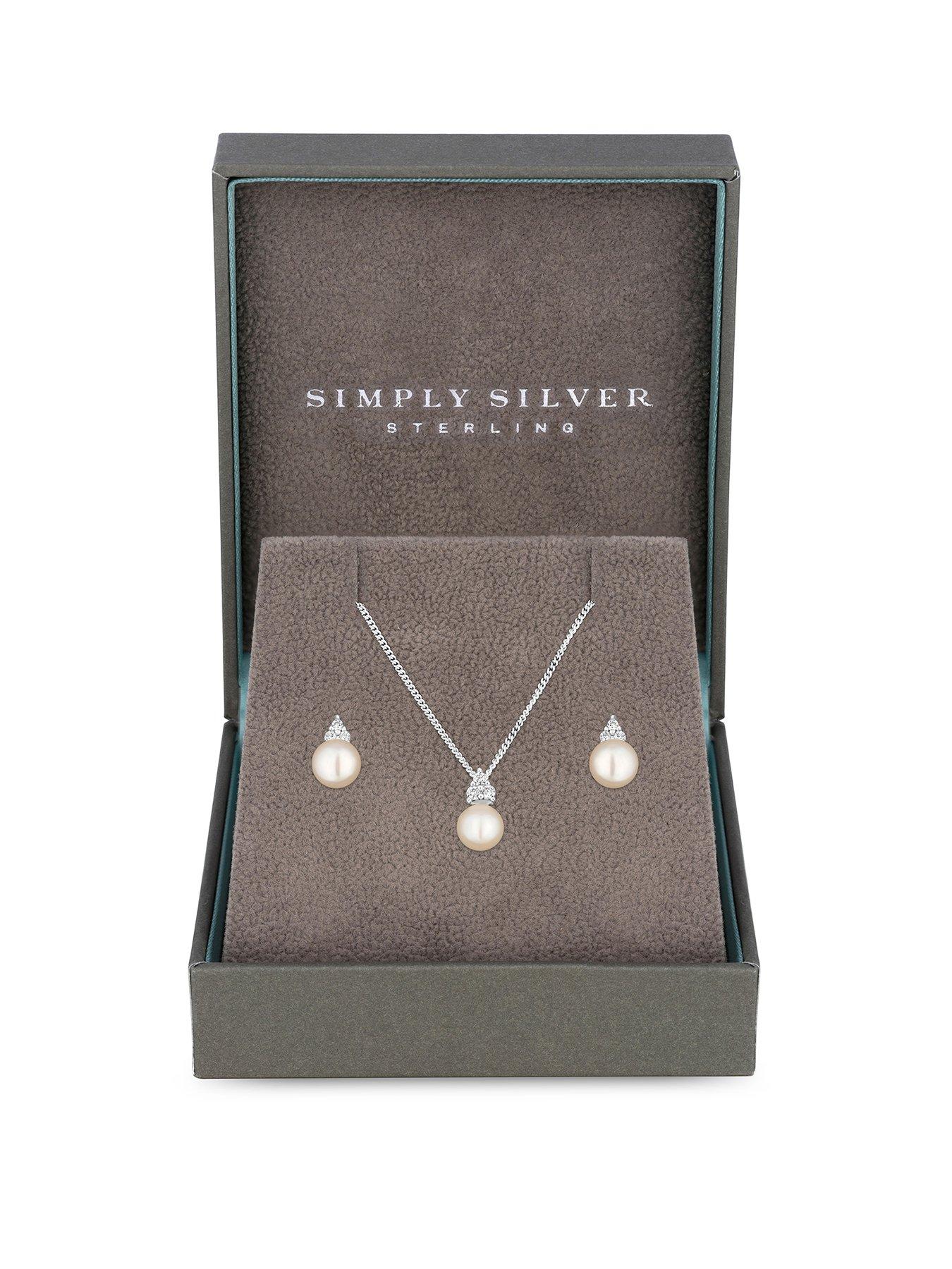 undefined Simply Silver Sterling Silver 925 Freshwater Pearl Set - Gift Boxed