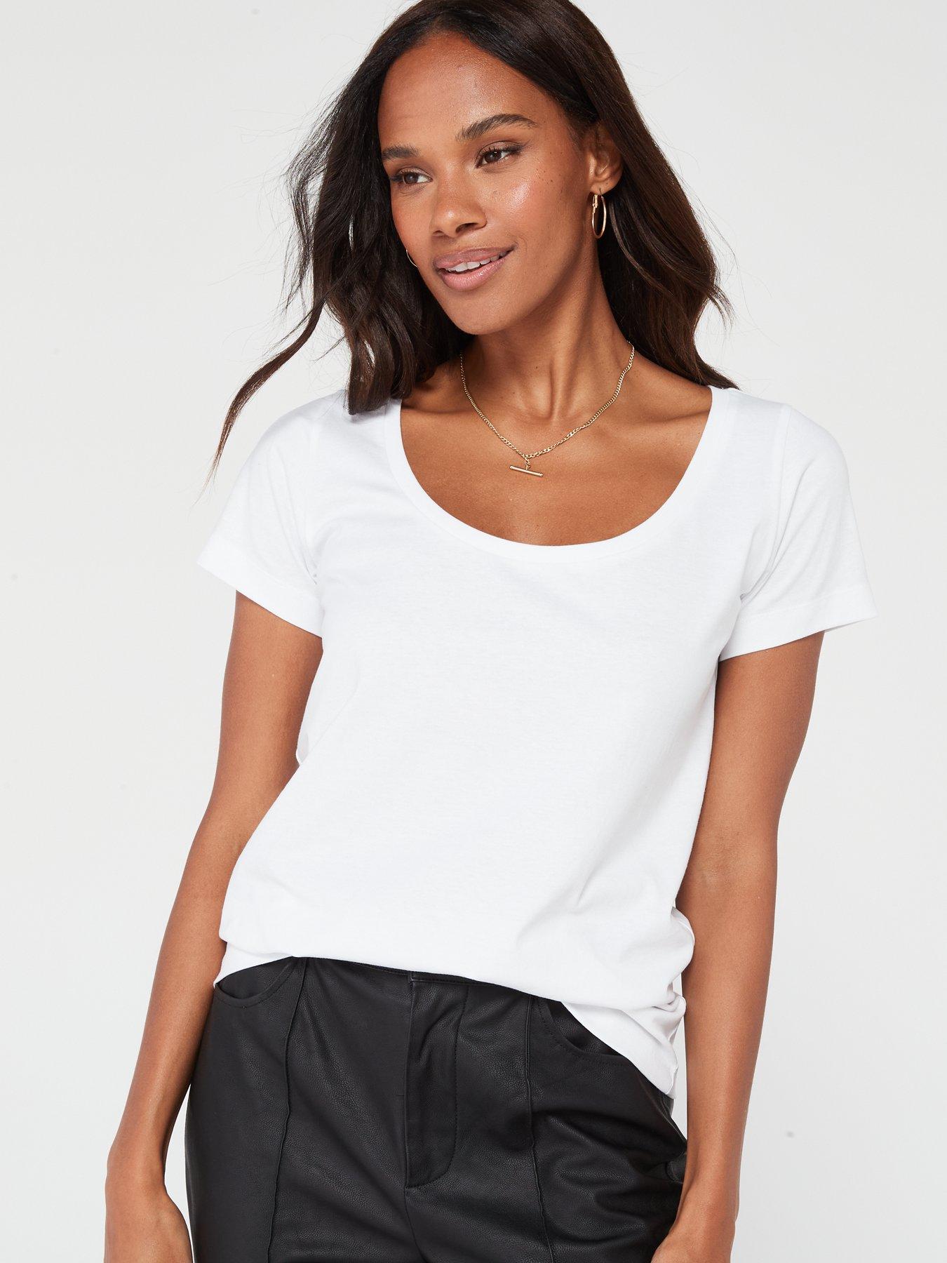 everyday-the-essential-scoop-neck-t-shirt-white