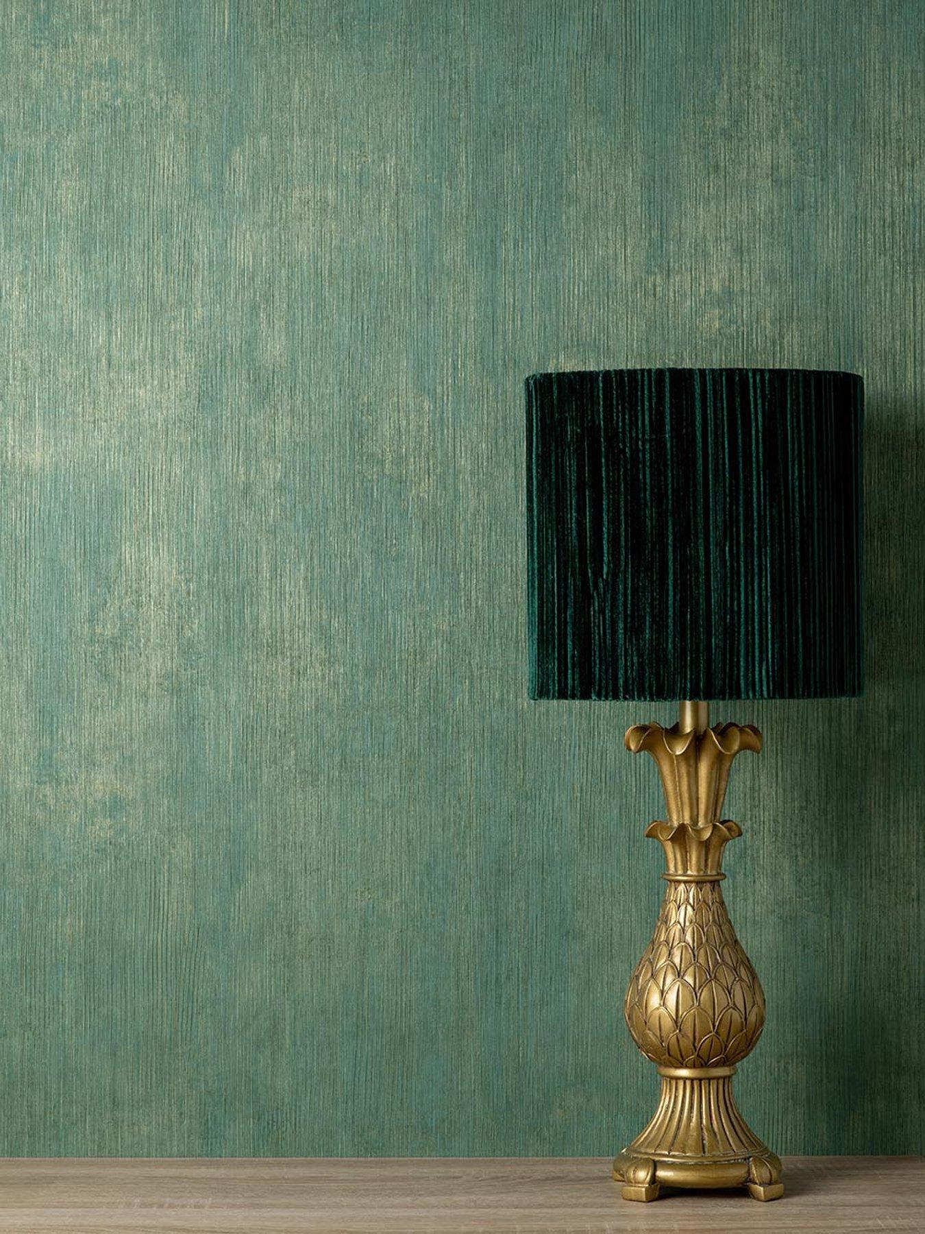 vymura-romana-plain-wallpaper-in-emeraldoutfit