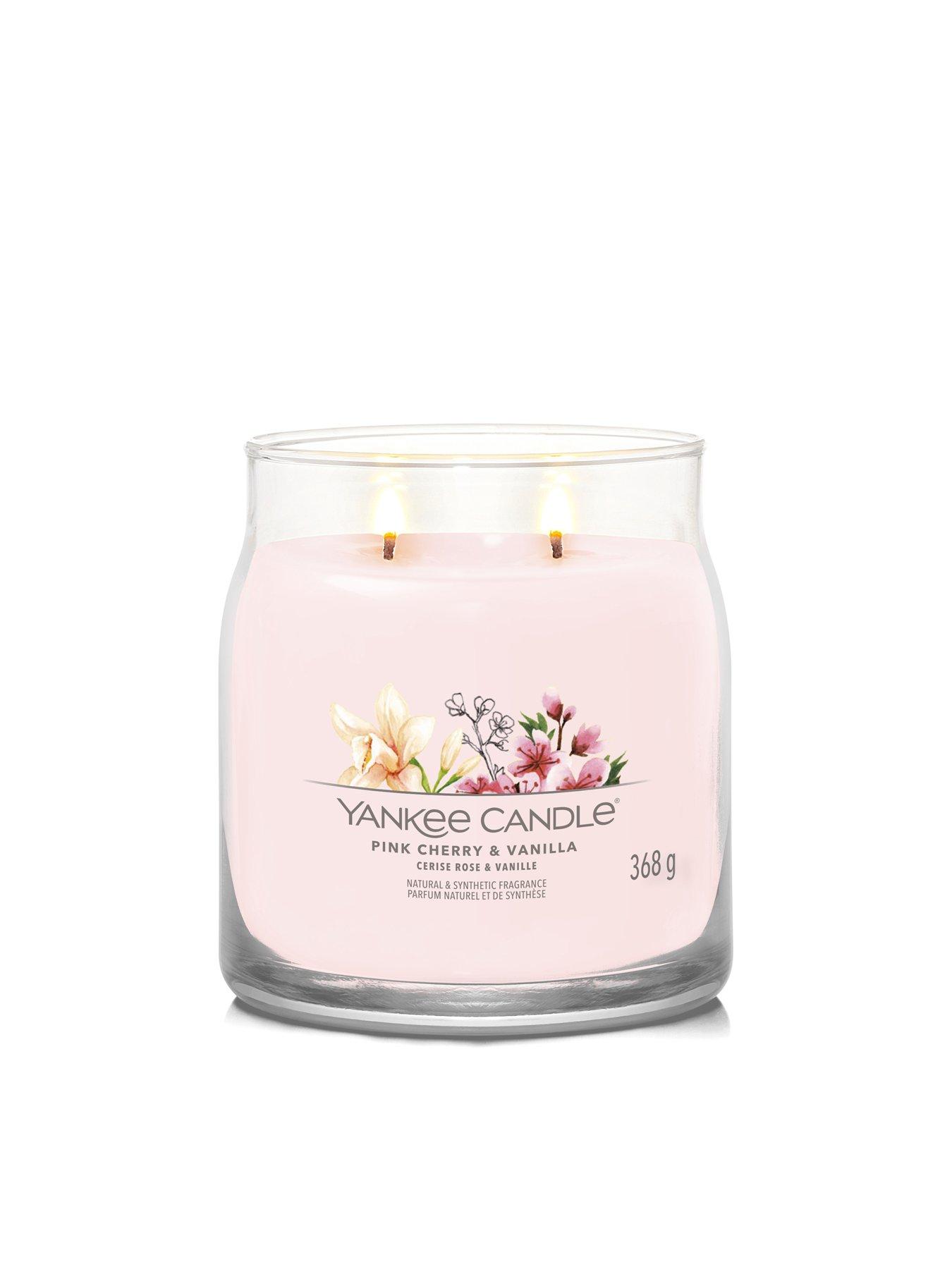 yankee-candle-signature-collection-medium-jar-candle-ndash-pink-cherry-amp-vanillastillFront