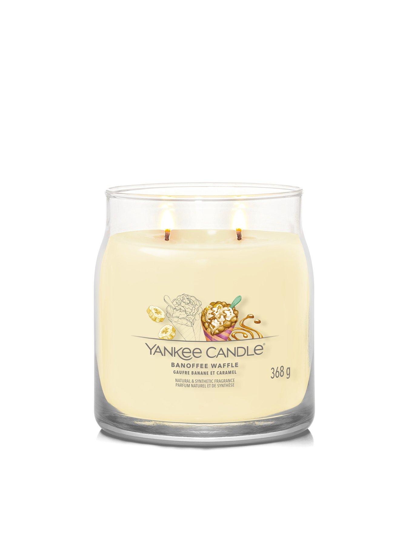 yankee-candle-signature-collection-medium-jar-candle-ndash-banoffee-wafflestillFront