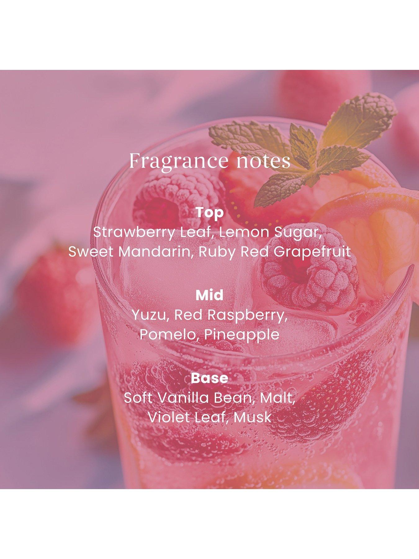 Image 2 of 5 of Yankee Candle Signature Collection Large Jar Candle &ndash; Iced Berry Lemonade