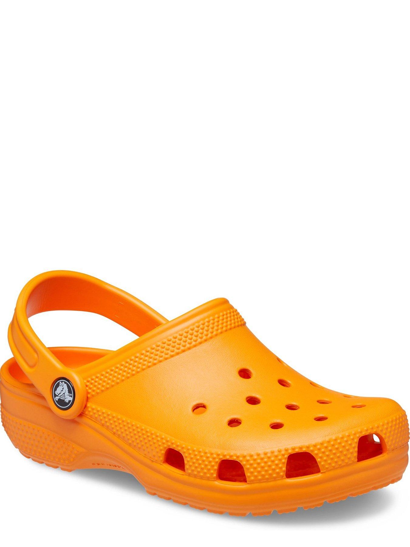 Red classic clog discount crocs