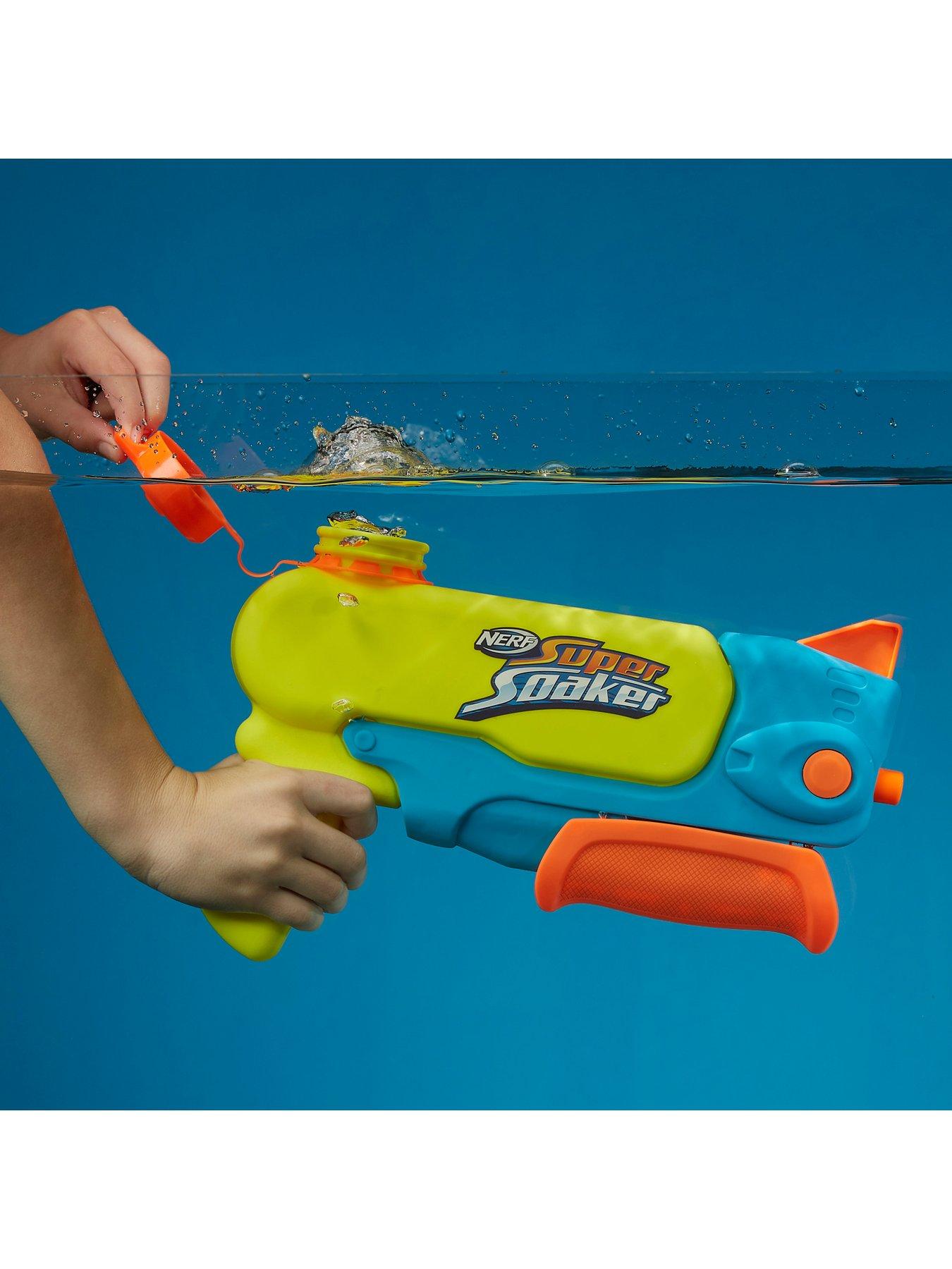 nerf-super-soaker-wave-spray-water-blasternbspoutfit