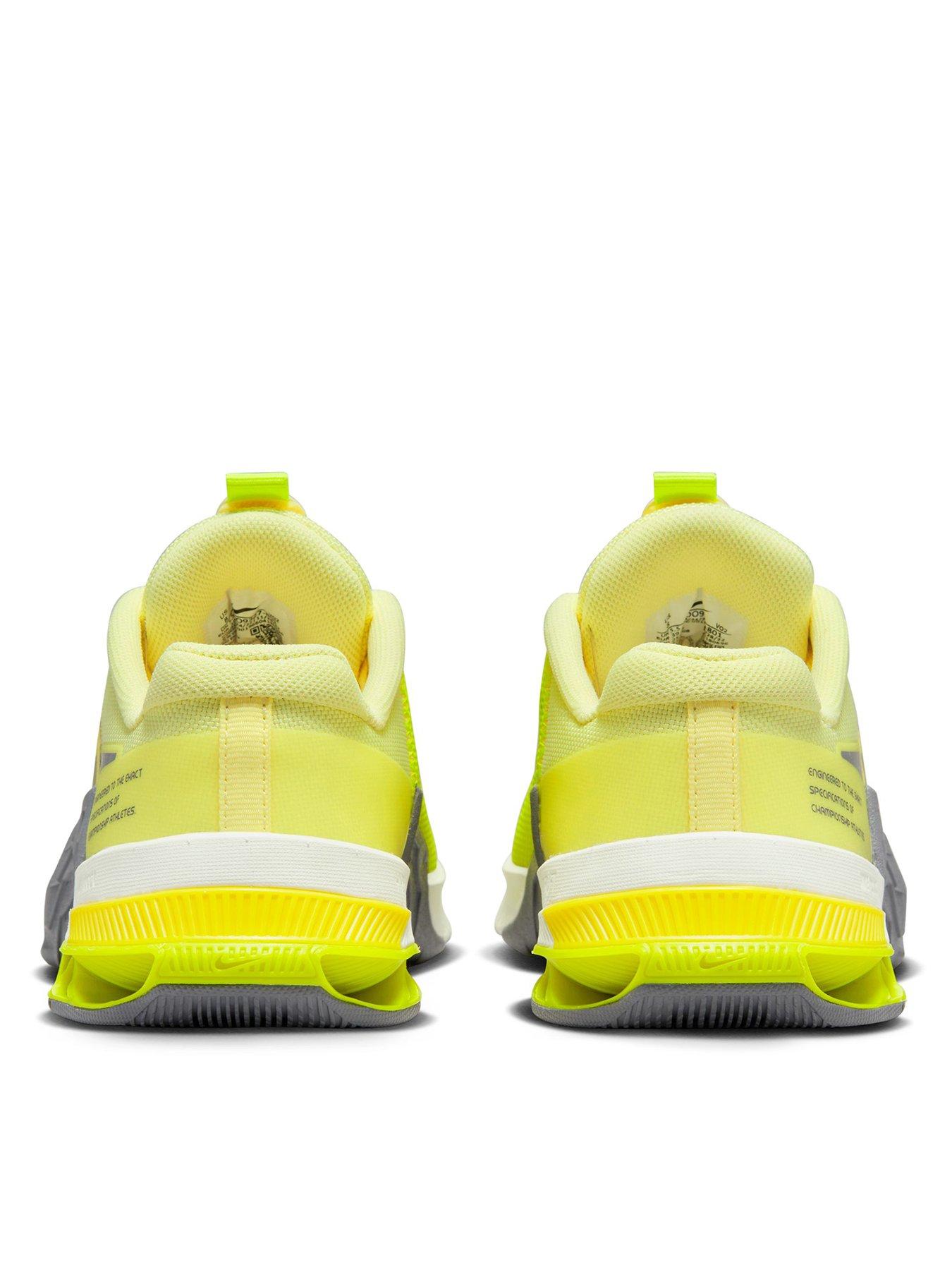 Nike trainers cheap womens yellow