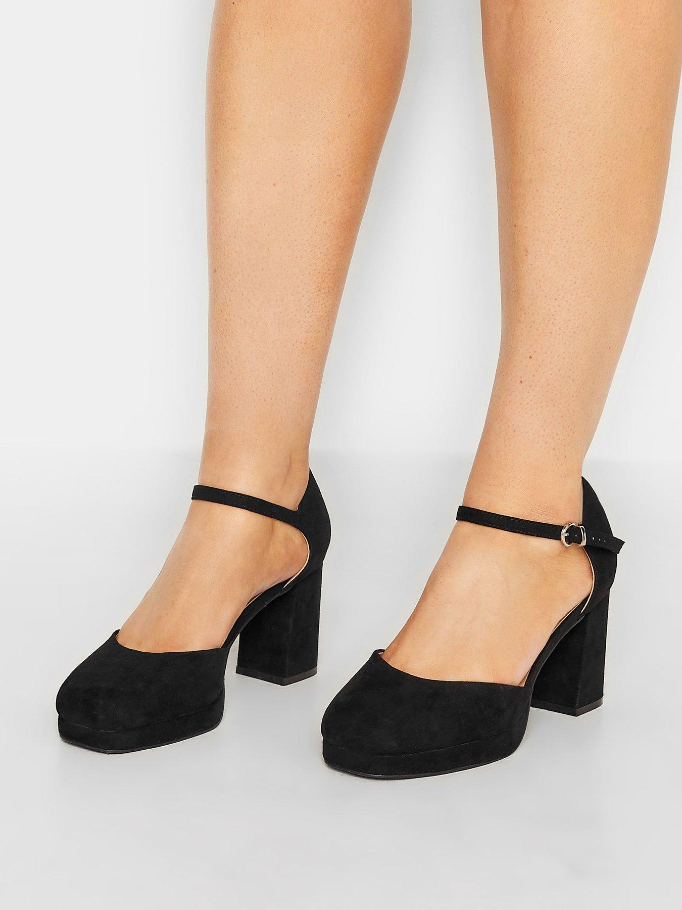 Image 4 of 4 of Yours Extra Wide Fit Platform Court Shoe -&nbsp;Black