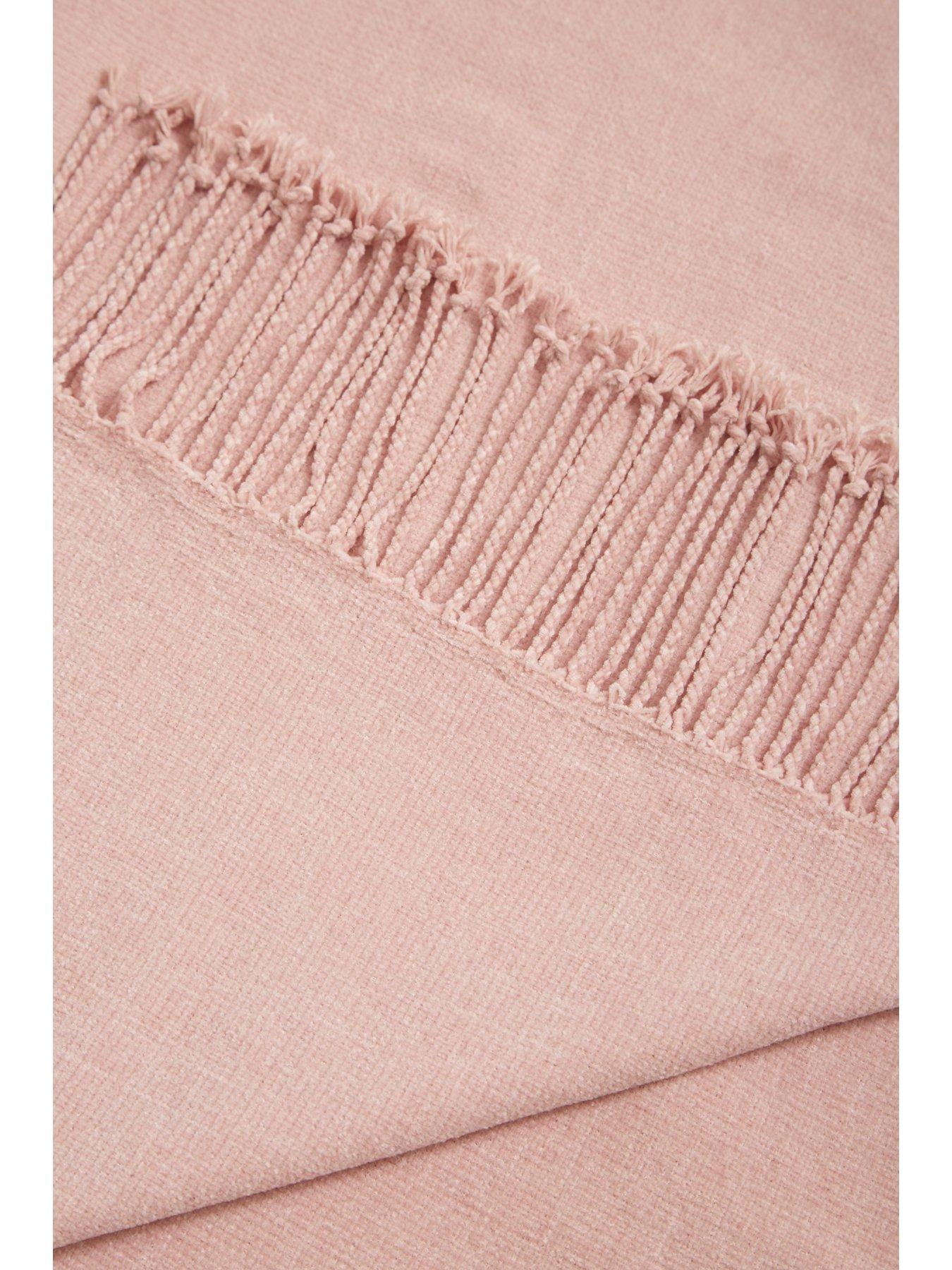 the-very-collection-supersoft-chenille-throw-blushback